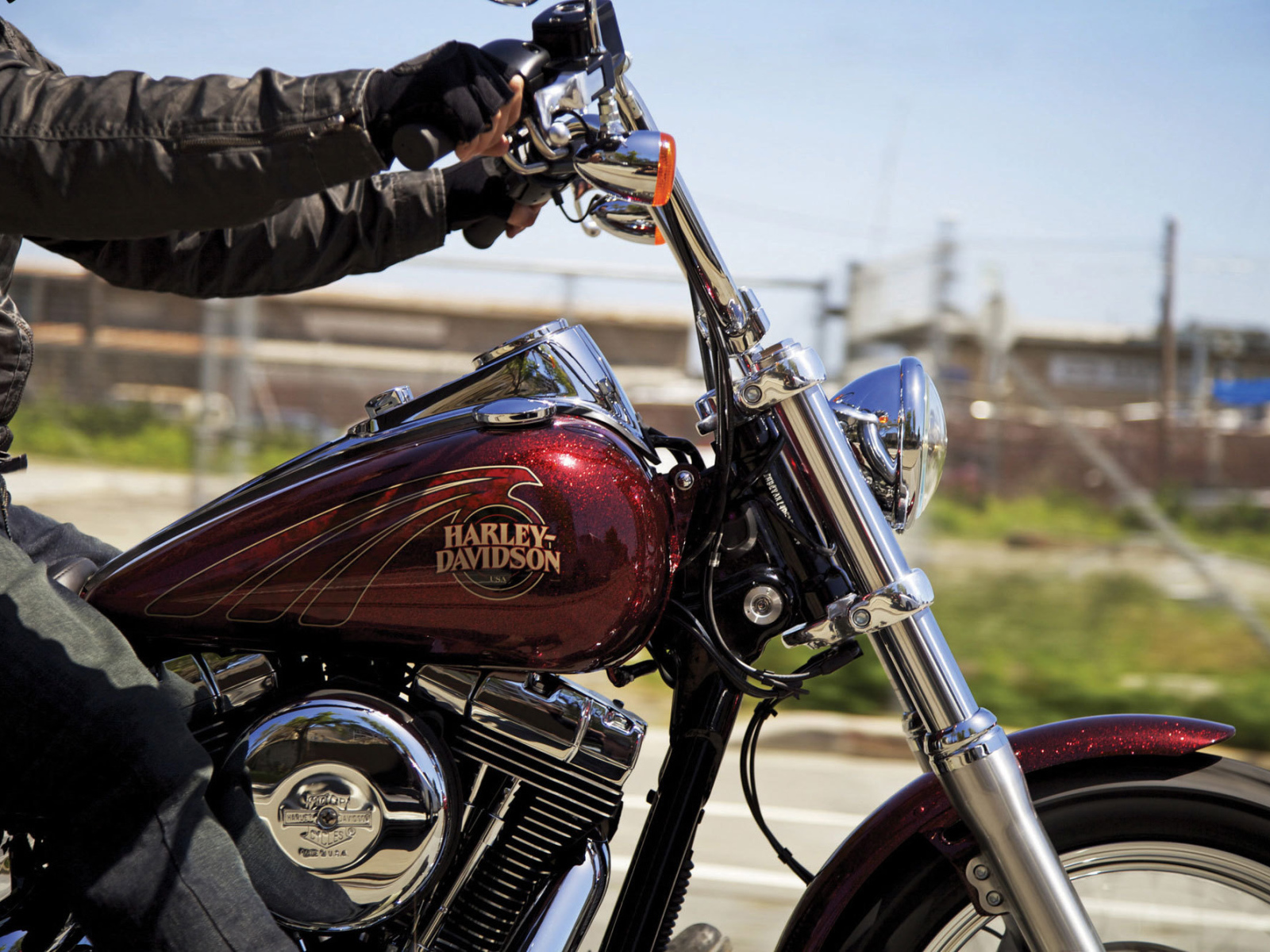 Тест-драйв мотоцикла Harley-Davidson Dyna Street Bob