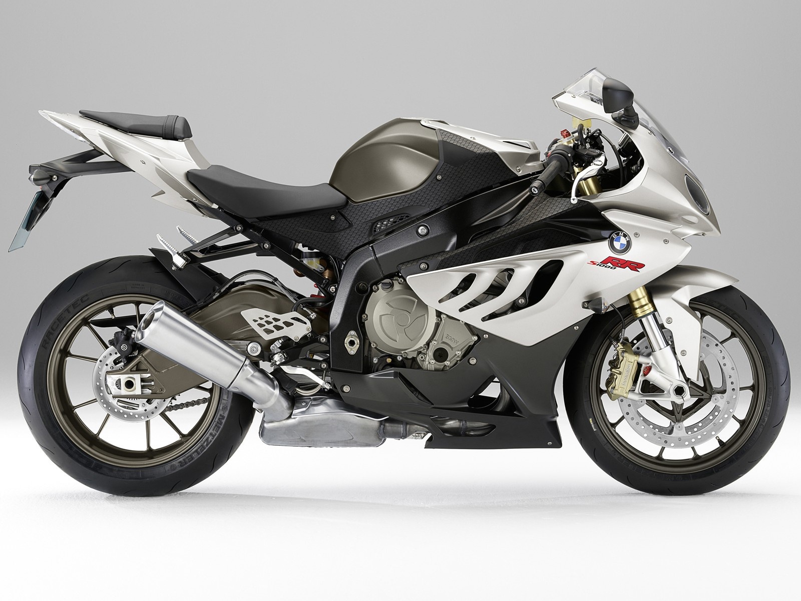 Мотоцикл Bmw s 1000