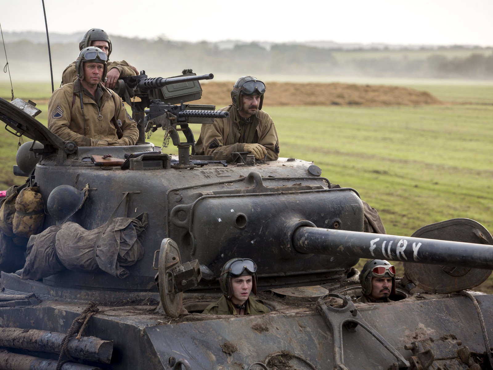 Брэд Питт в фильме Ярость