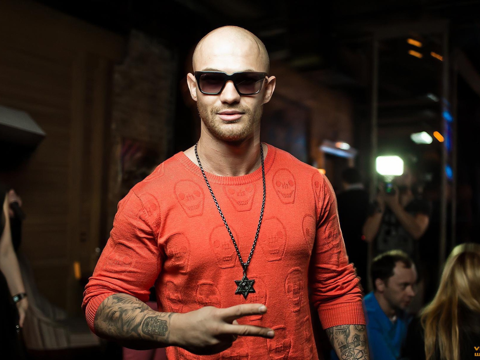 Егор Крид постригся