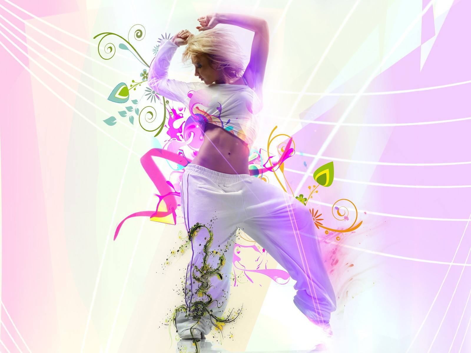 Девушка в белом танцует