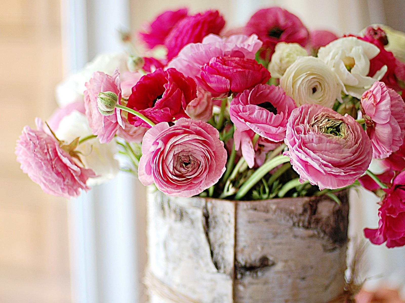 Цветы в бересте