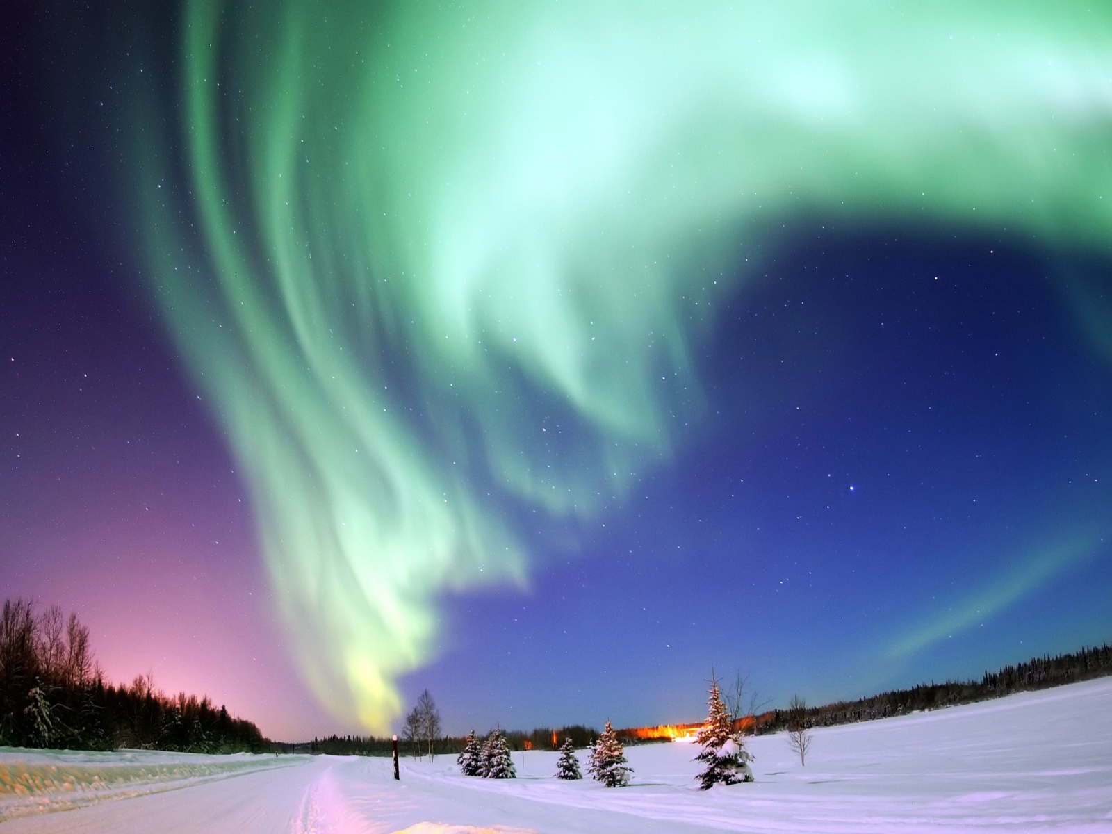 Северное полярное сияние