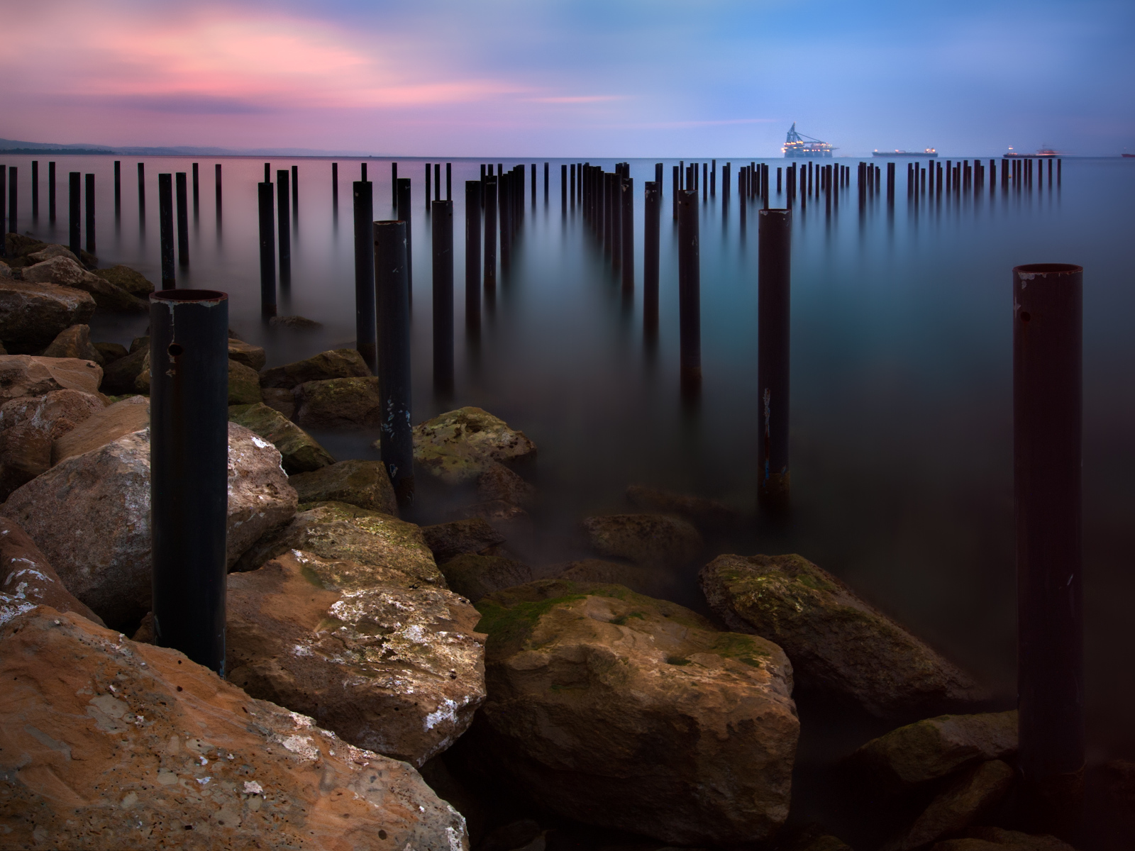 Море перед восходом солнца