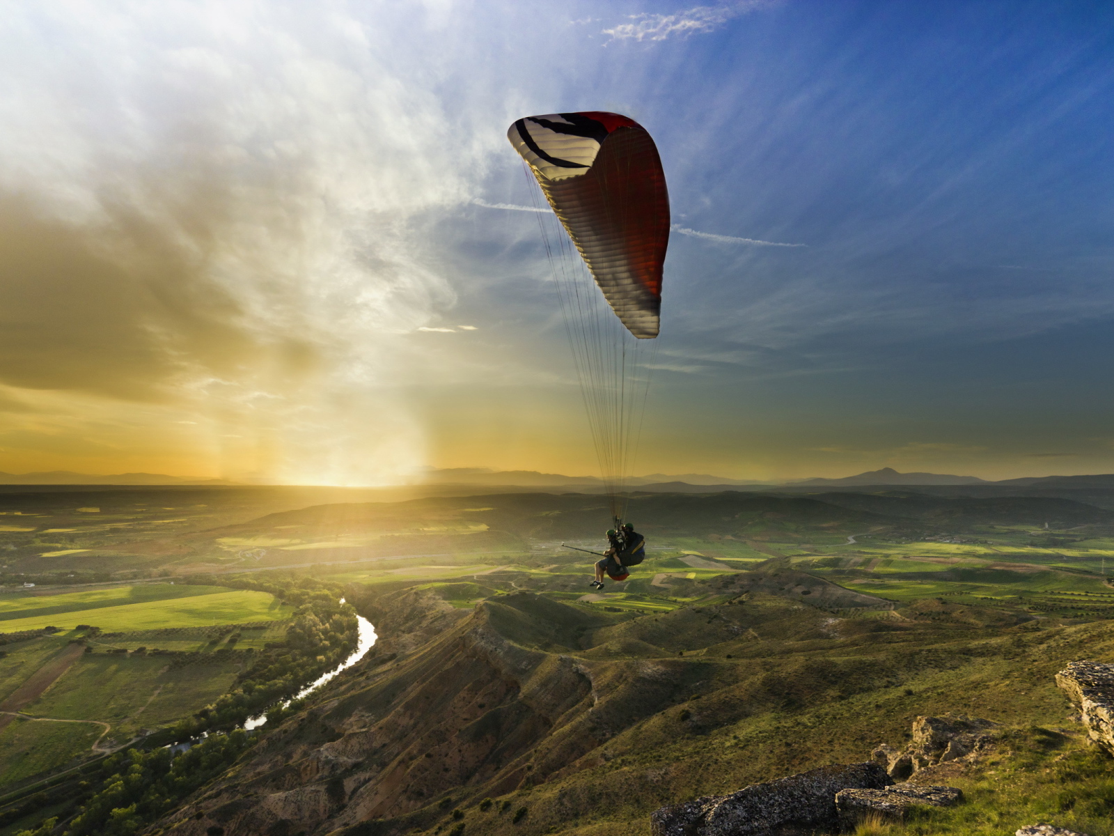 Прыжок с парашютом