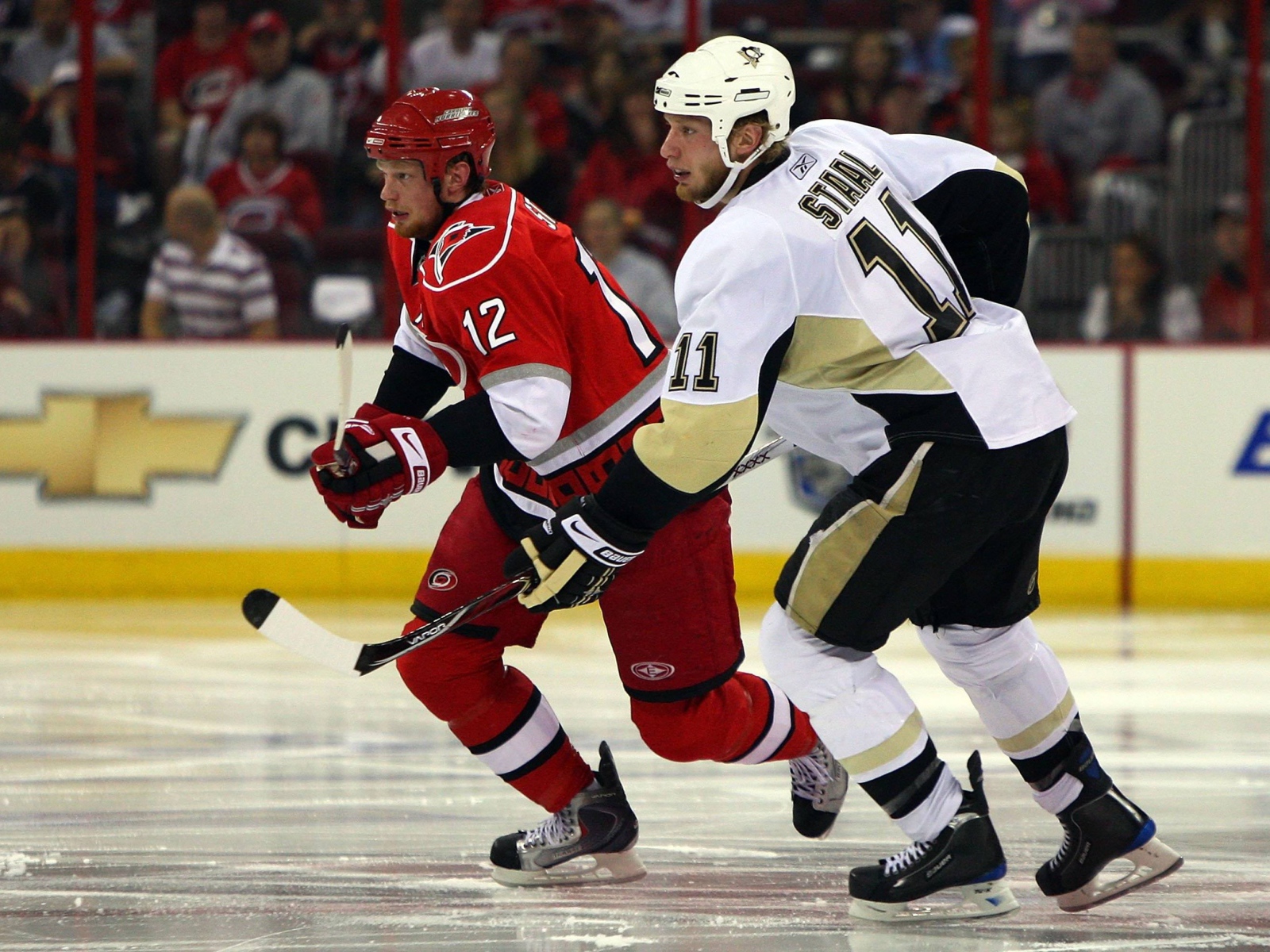 Лучший хоккеист Эрик Стаал