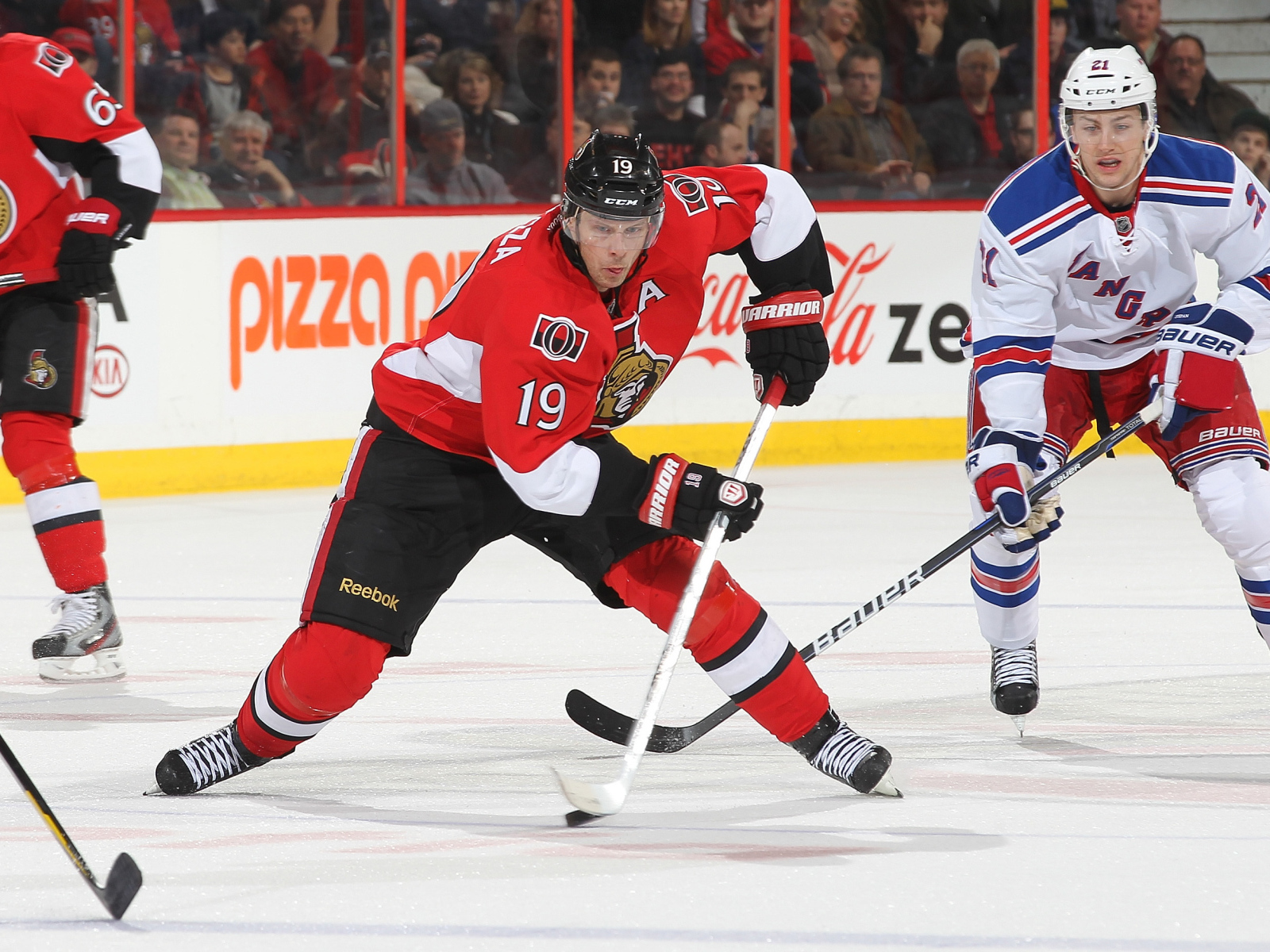 Лучший хоккеист Джейсон Спецца