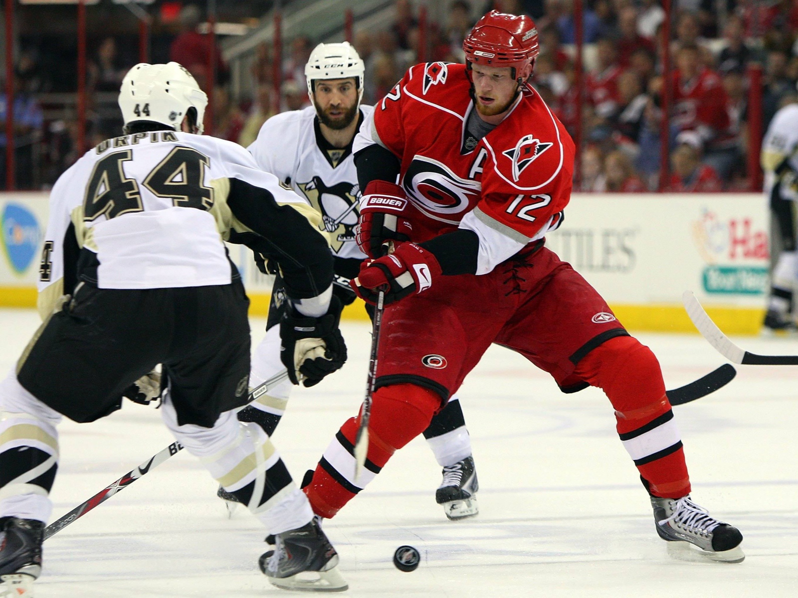 Известный Хоккеист Эрик Стаал