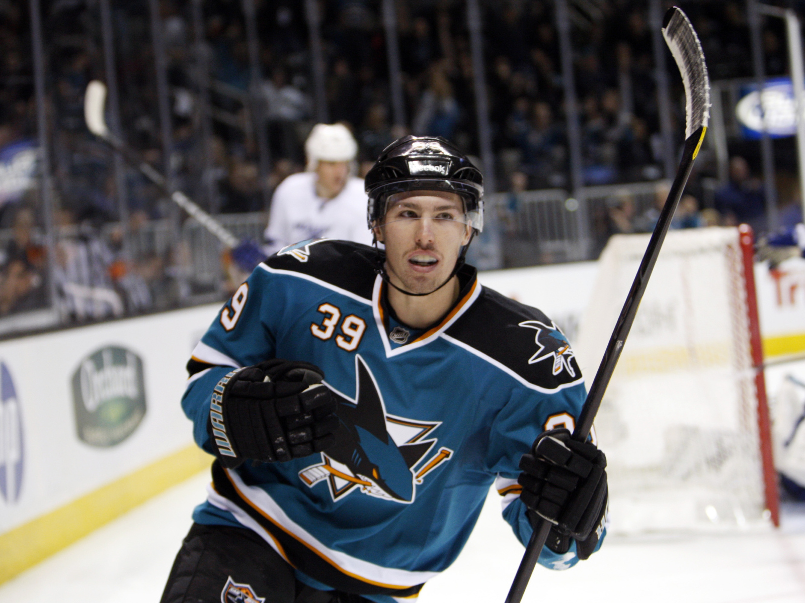 Известный Хоккеист Логан Кутюр