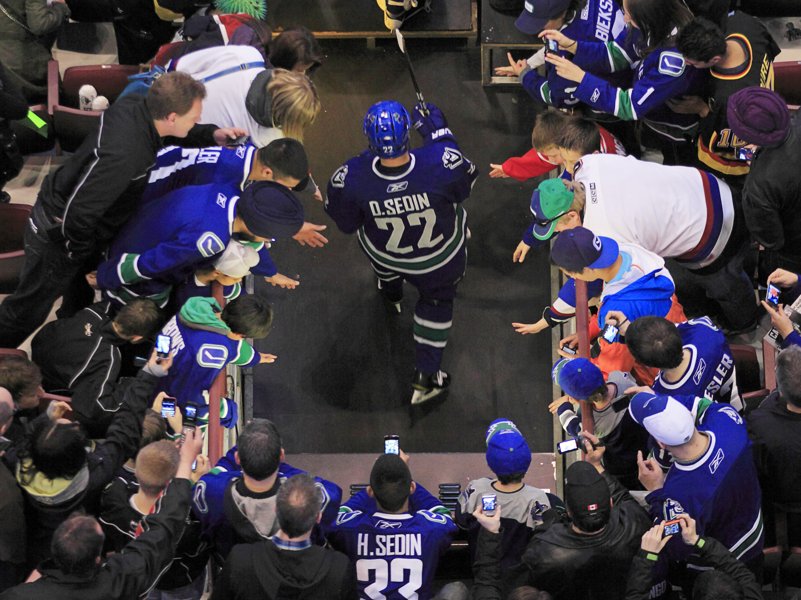 Известный игрок НХЛ Даниэль Седин