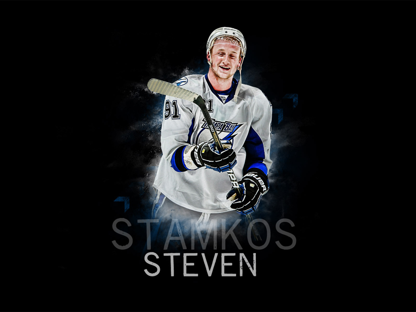 Игрок НХЛ Стивен Стэмкос