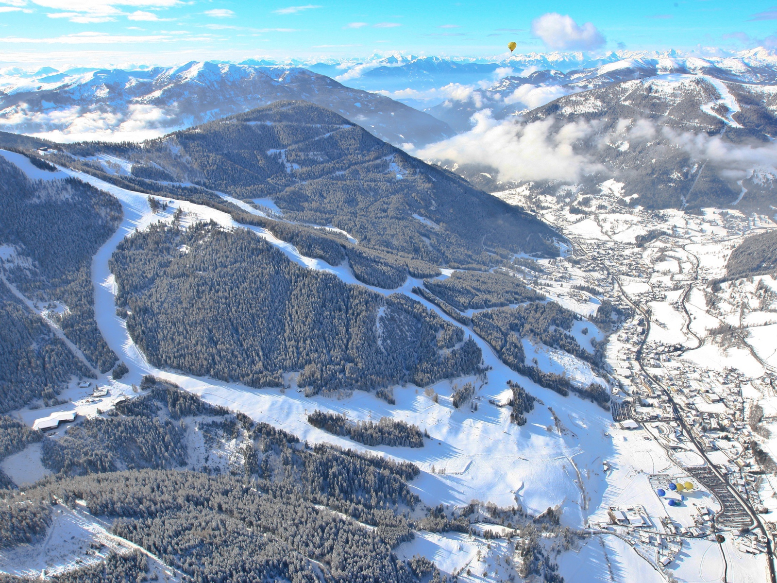 Горы на горнолыжном курорте Бад Кляйнкирххайм, Австрия