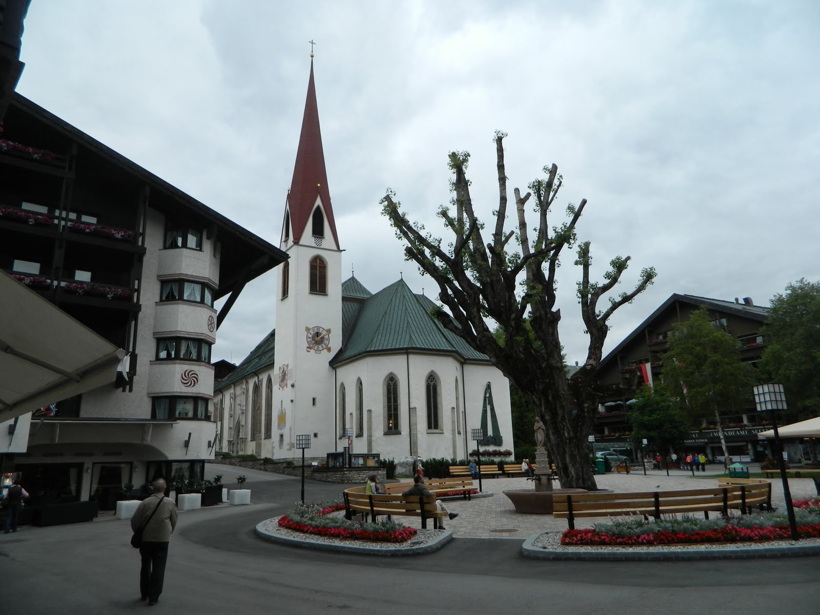 Сквер на курорте Зеефельд, Австрия