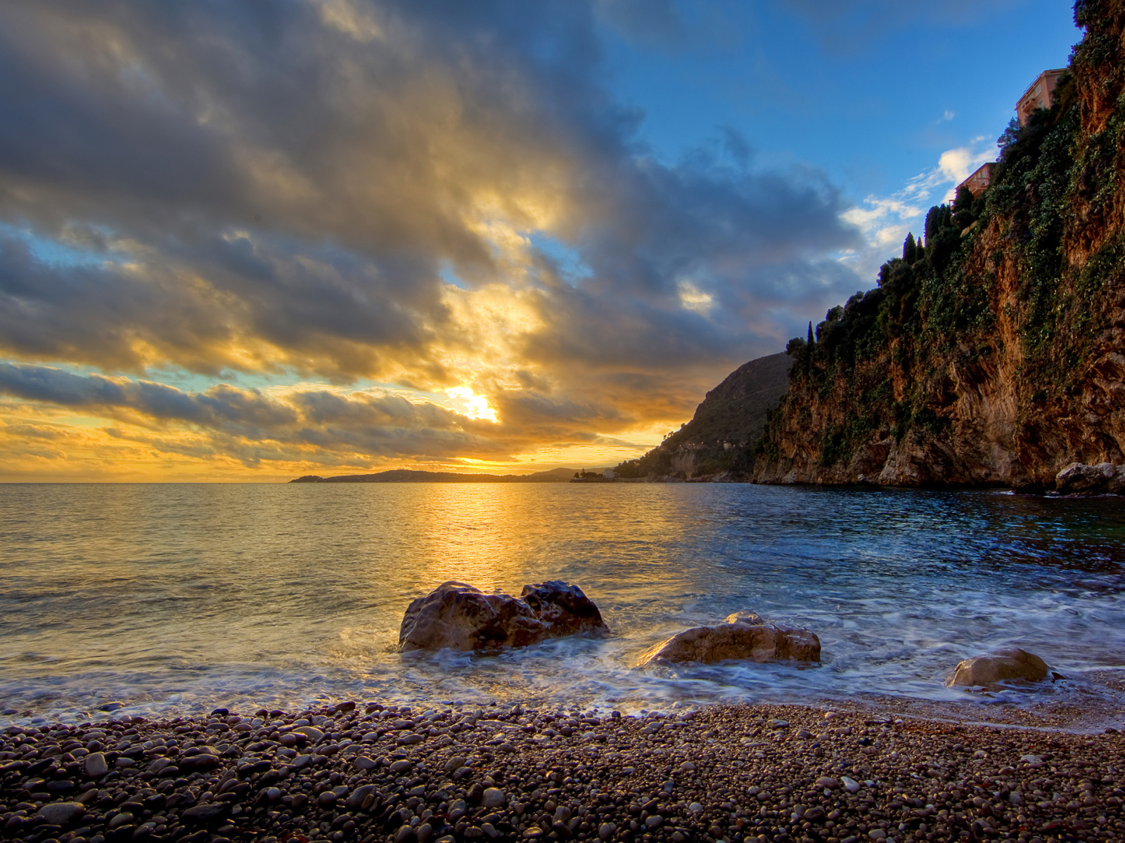 Побережье на Лазурном берегу, Франция