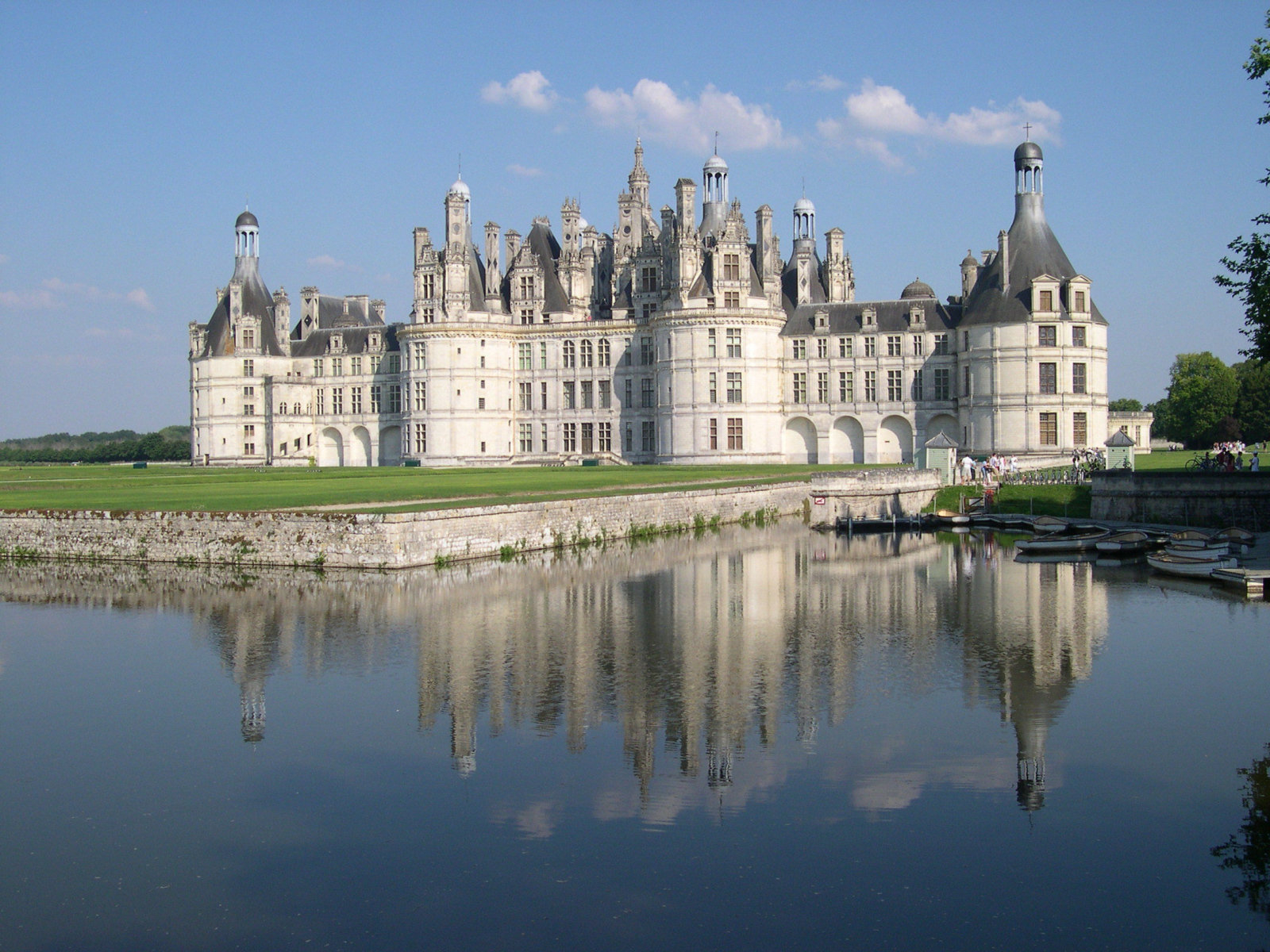 Lake front of the castle in the Loire, France