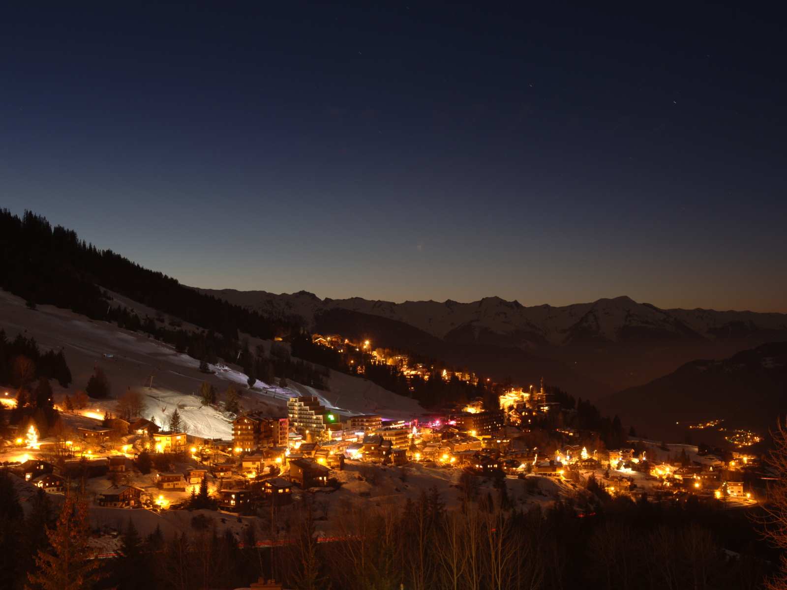 Ночь на горнолыжном курорте Куршевель, Франция