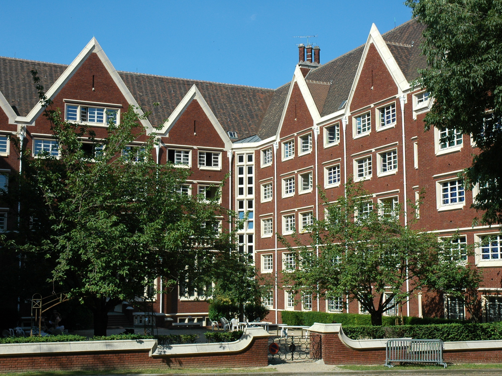 Университет в Бретань, Франция