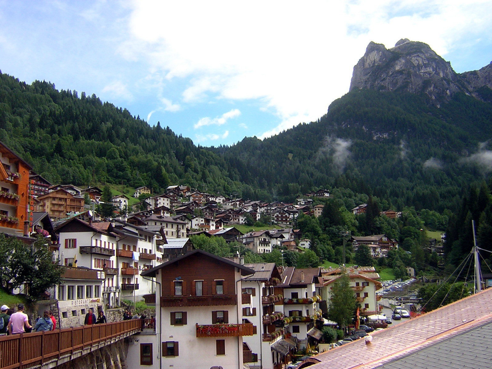 Город на курорте Аллеге, Италия