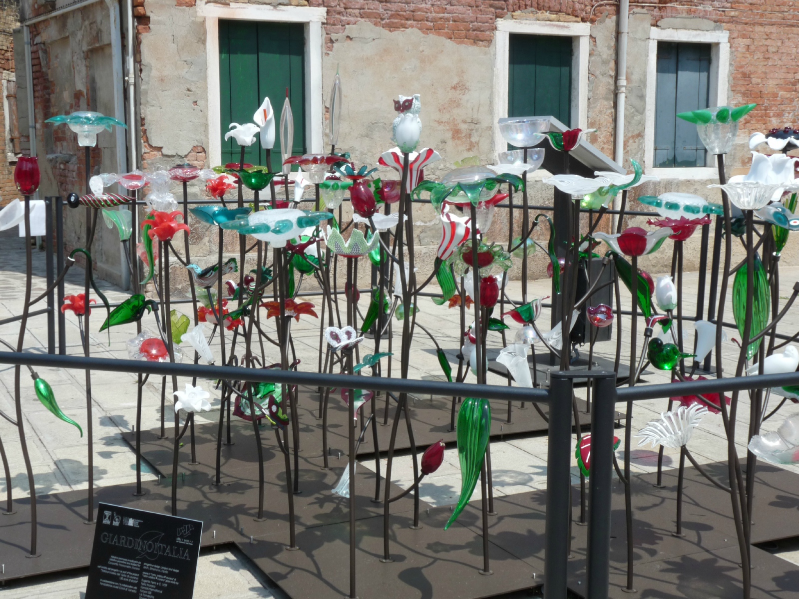 Шедевры стельных мастеров на острове Мурано, Италия