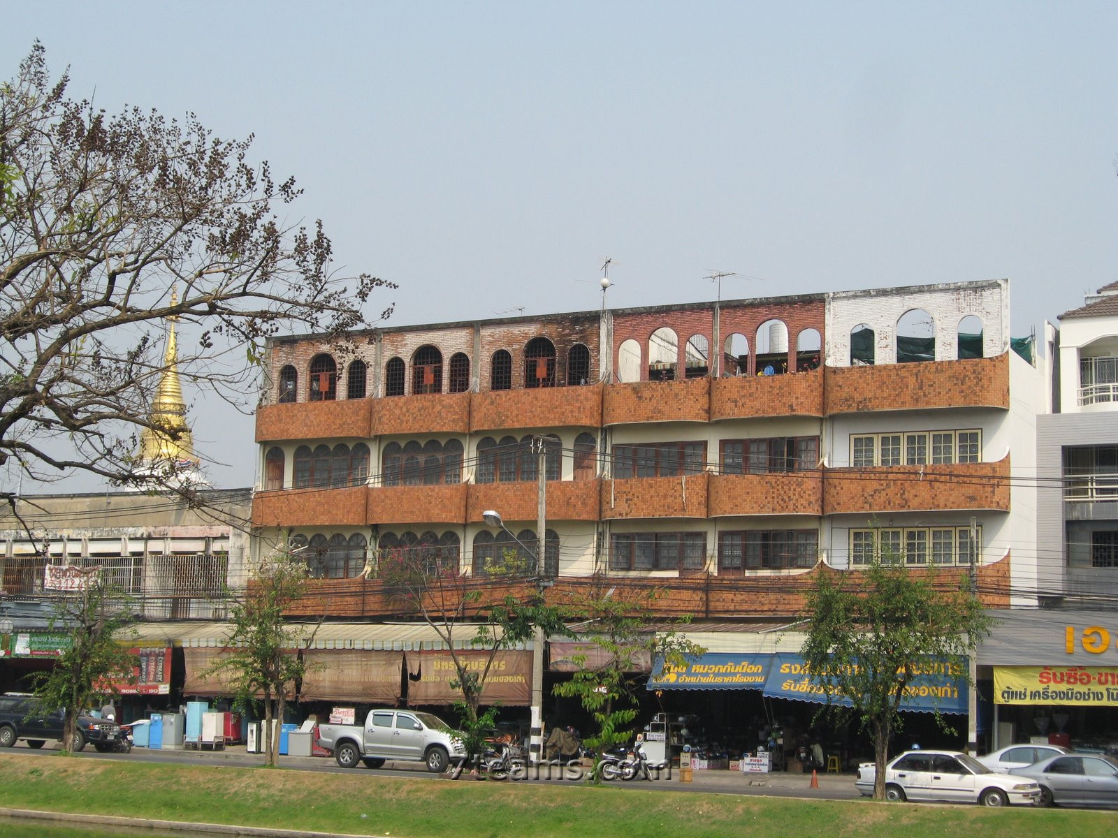 Городская улица на острове Чанг, Таиланд