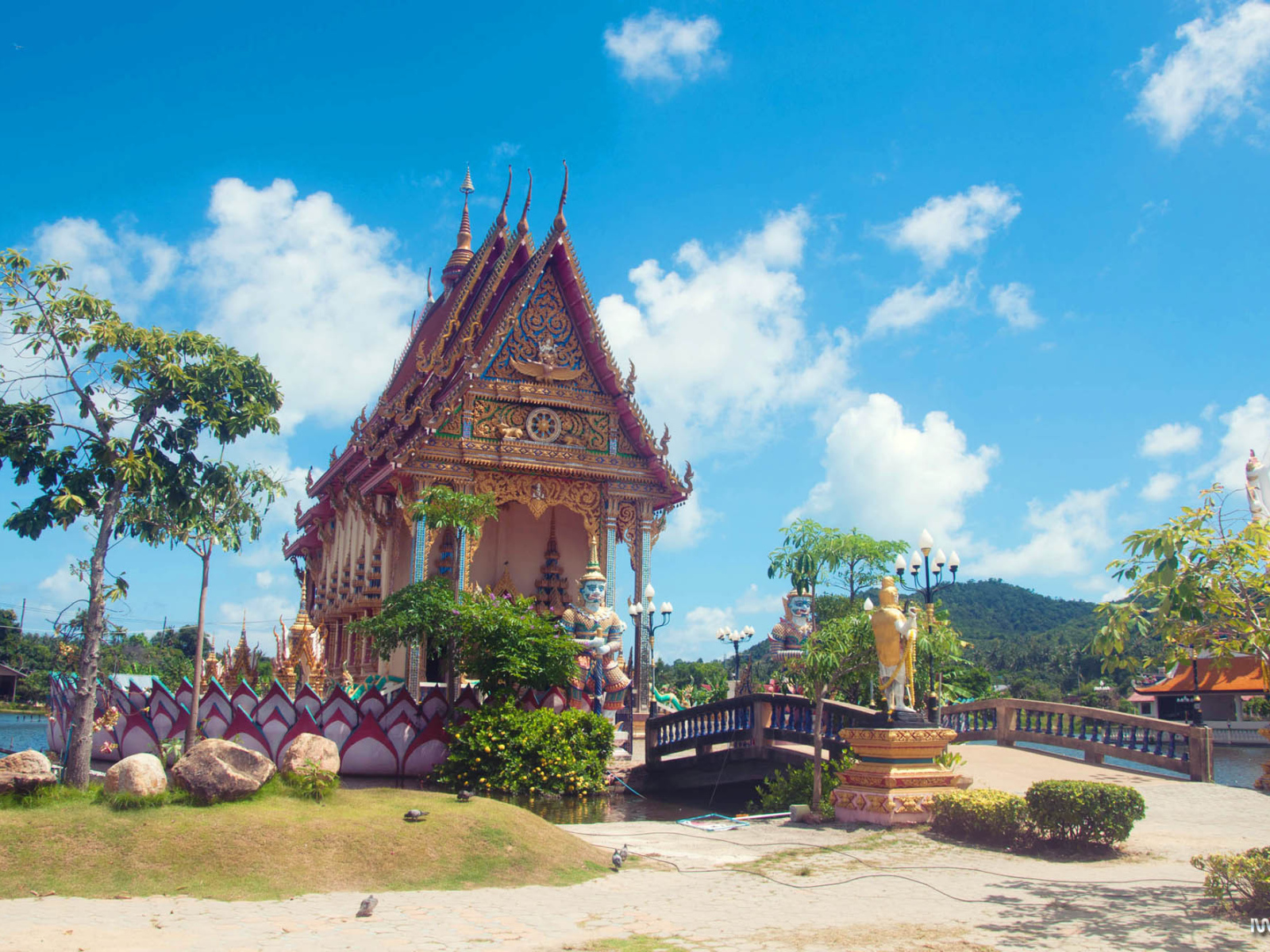 Храм на побережье на острове Самуи, Таиланд