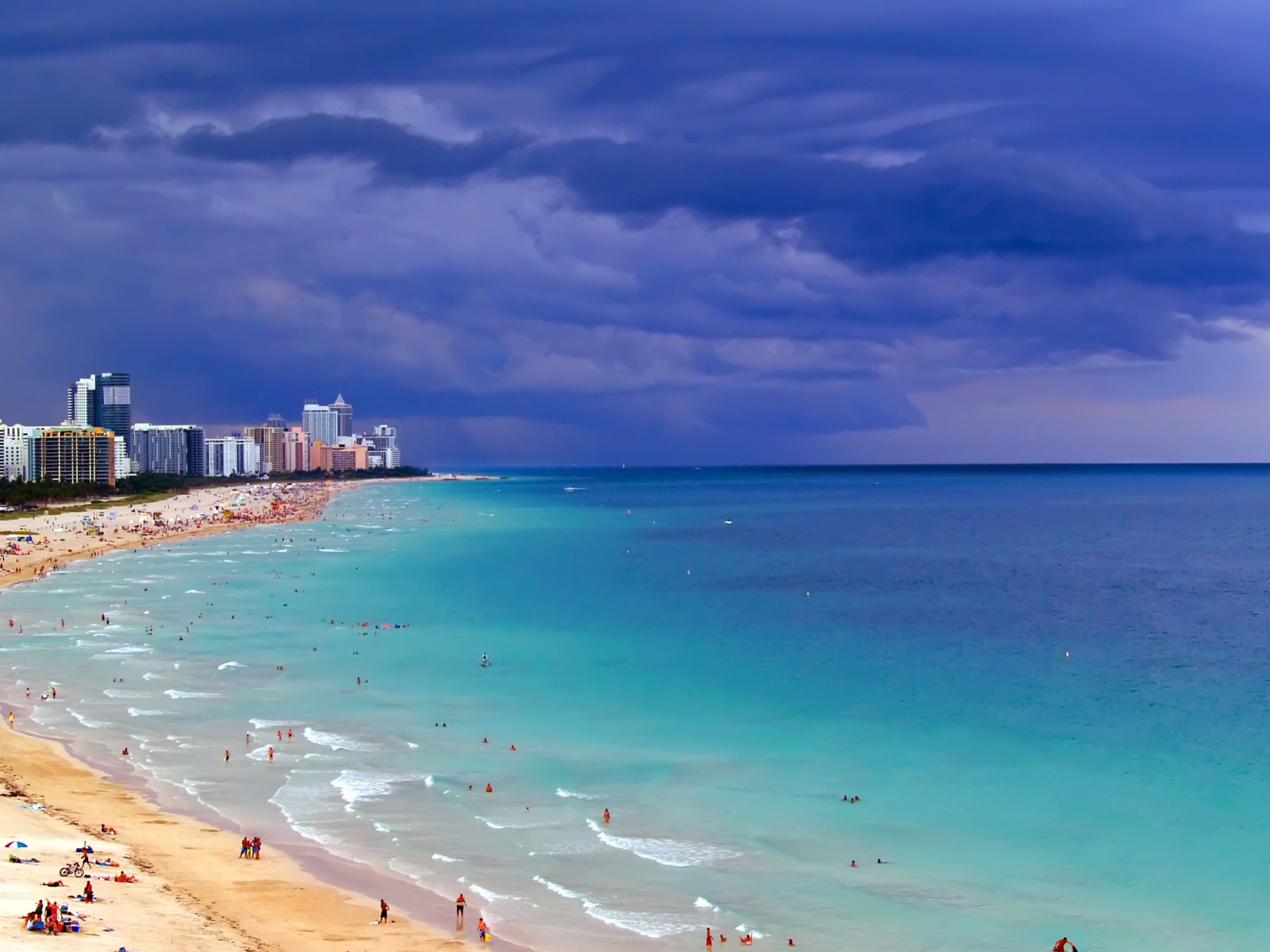 Голубое море в Майами