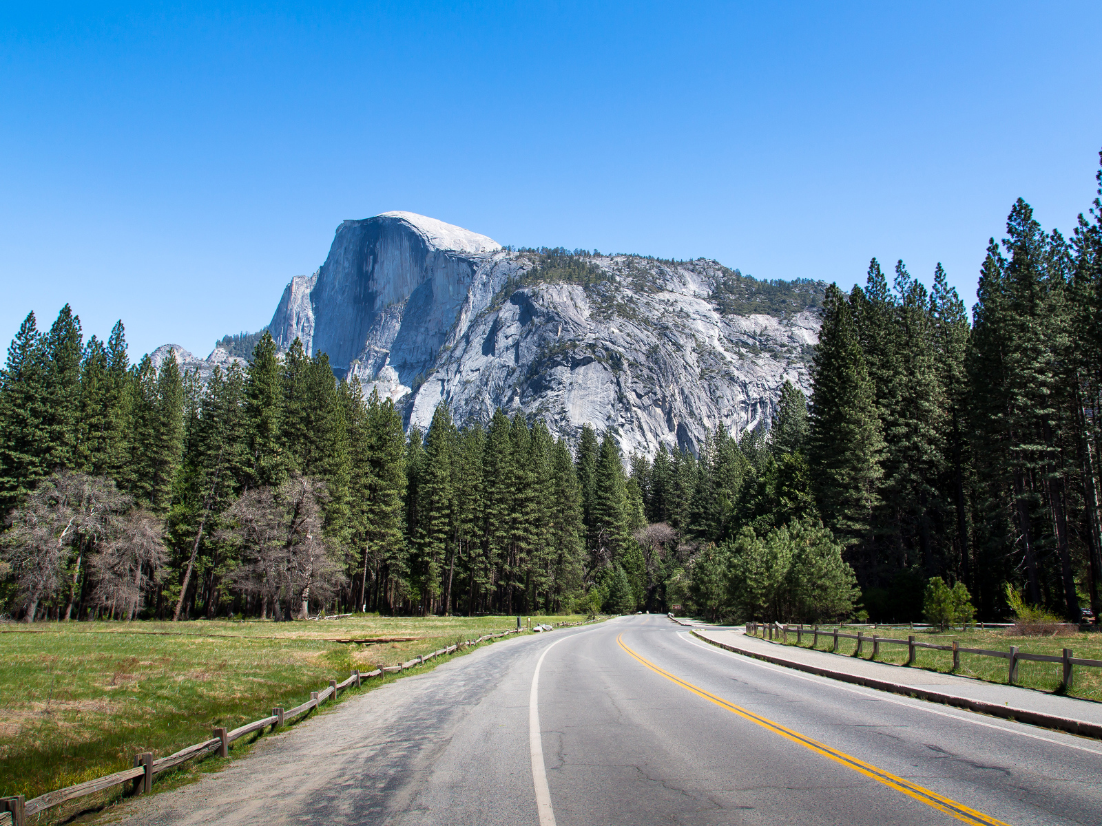 Скала Хаф-Доум, США