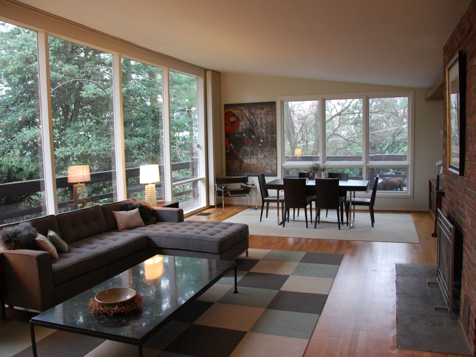 Веранда с камином