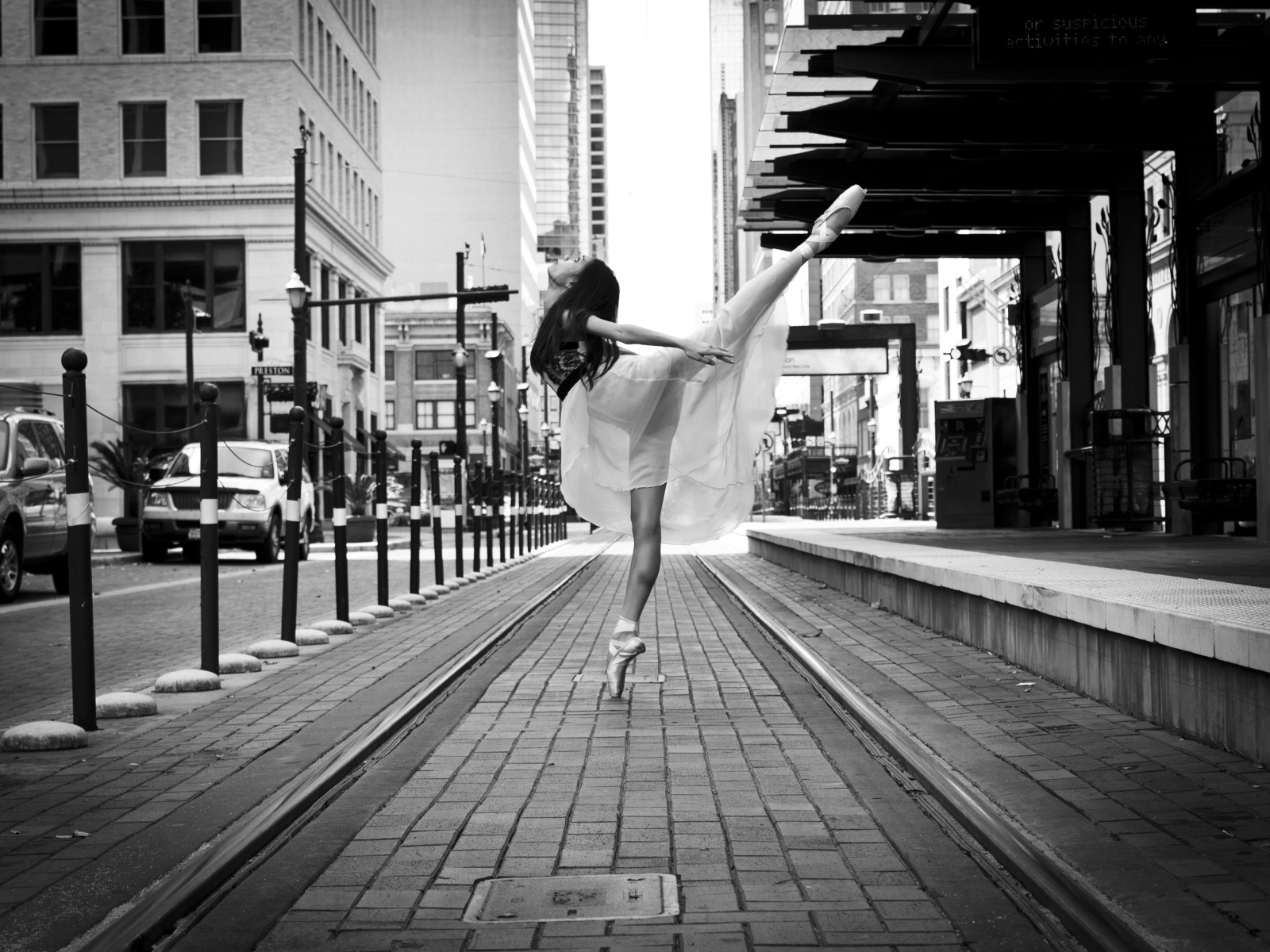 Балерина в городе