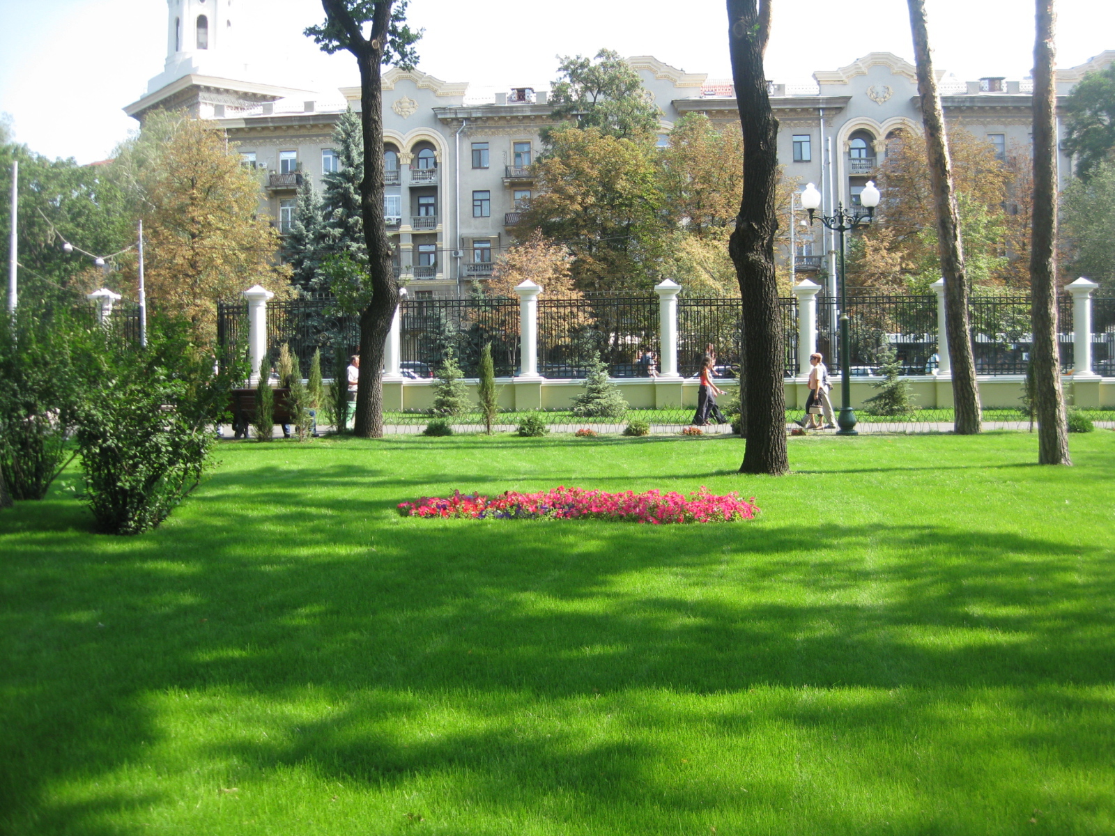 Красивые парки в Харькове