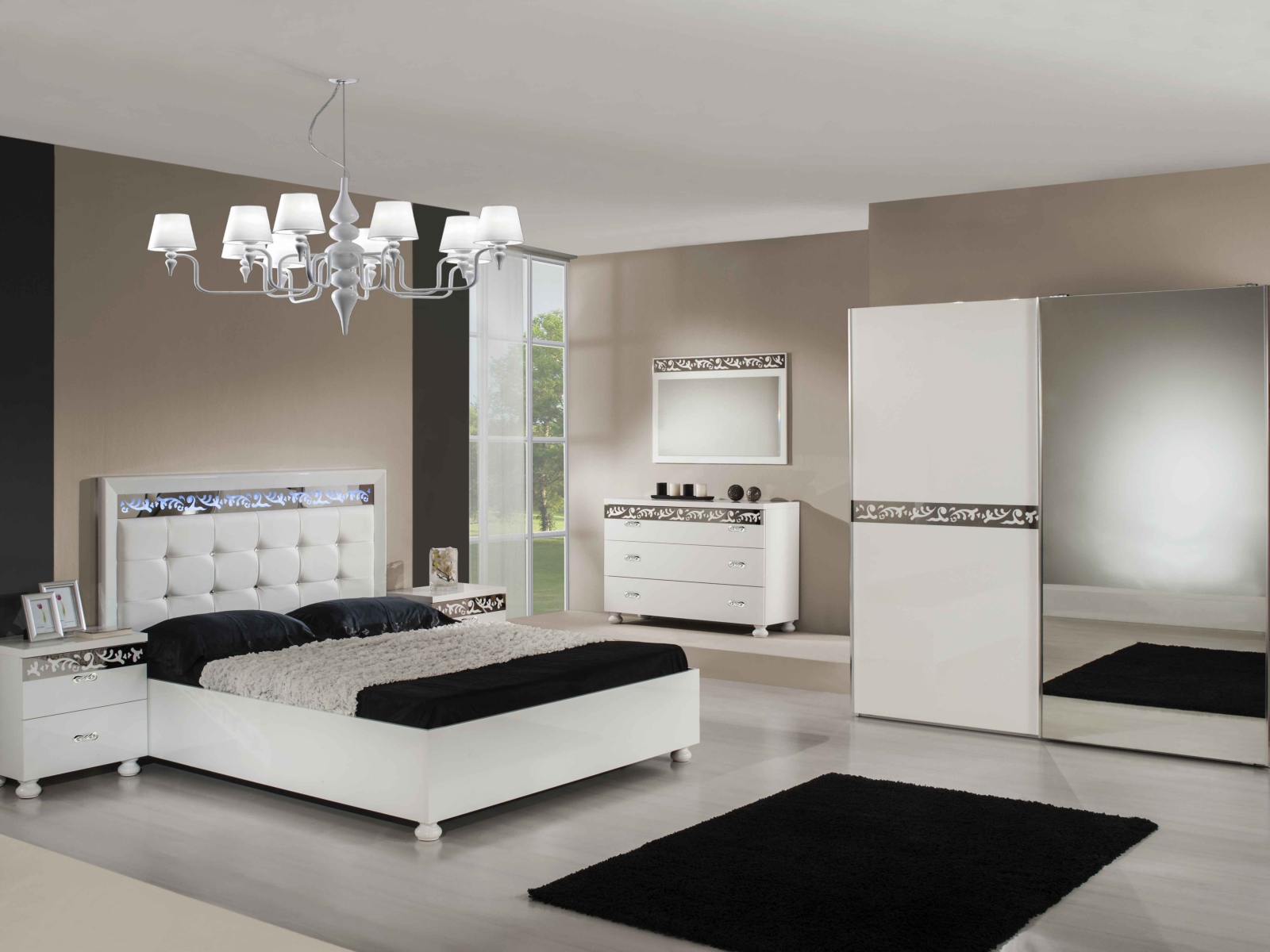 Кремовые стены в спальне