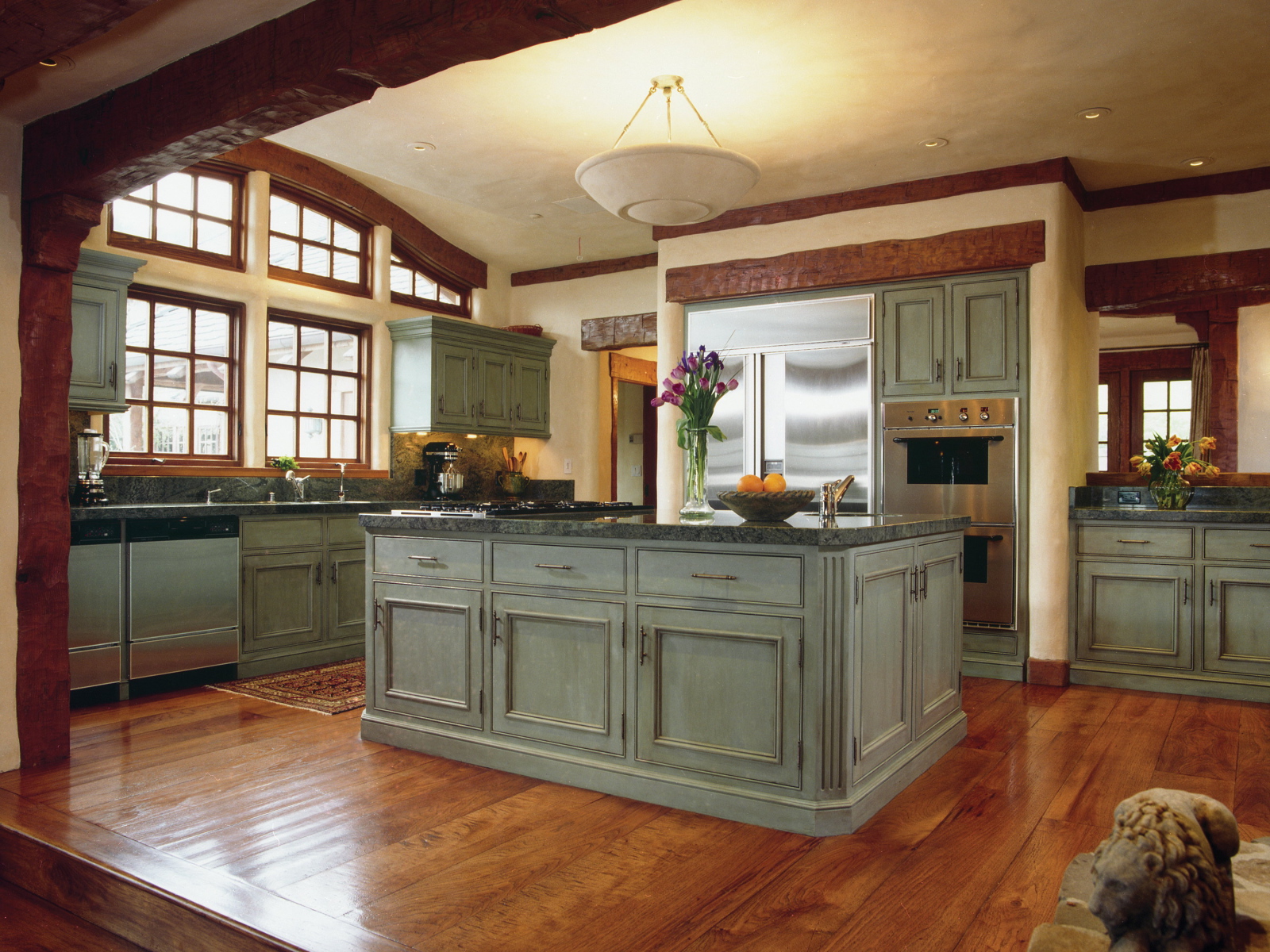 Кухня старом стиле