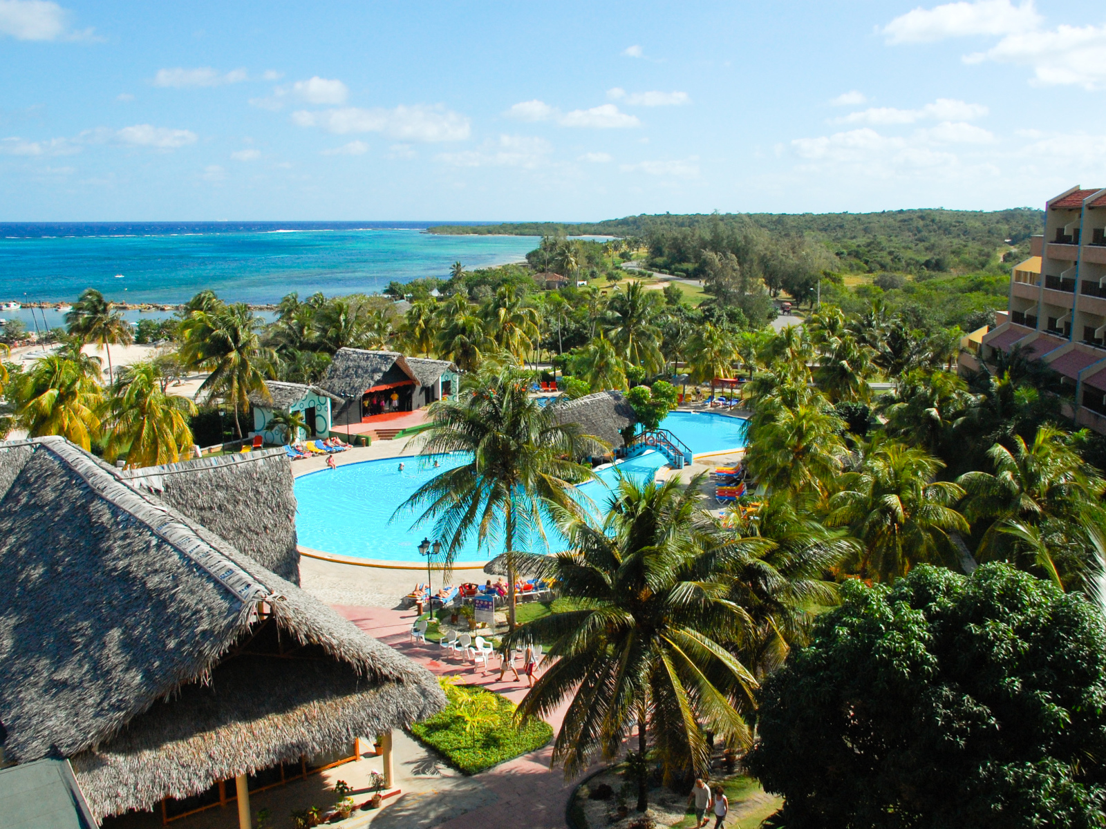 Панорама на курорте Гуардалавака, Куба