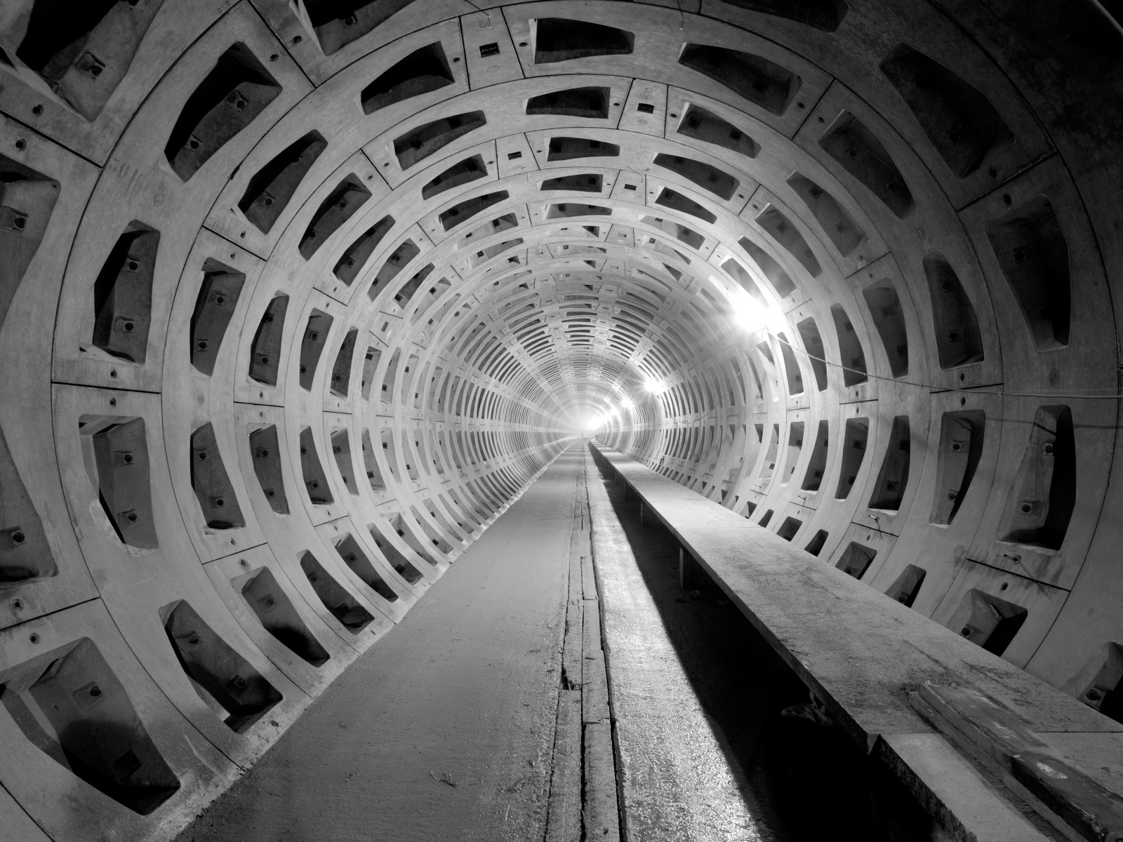 Фотография подземной галереи