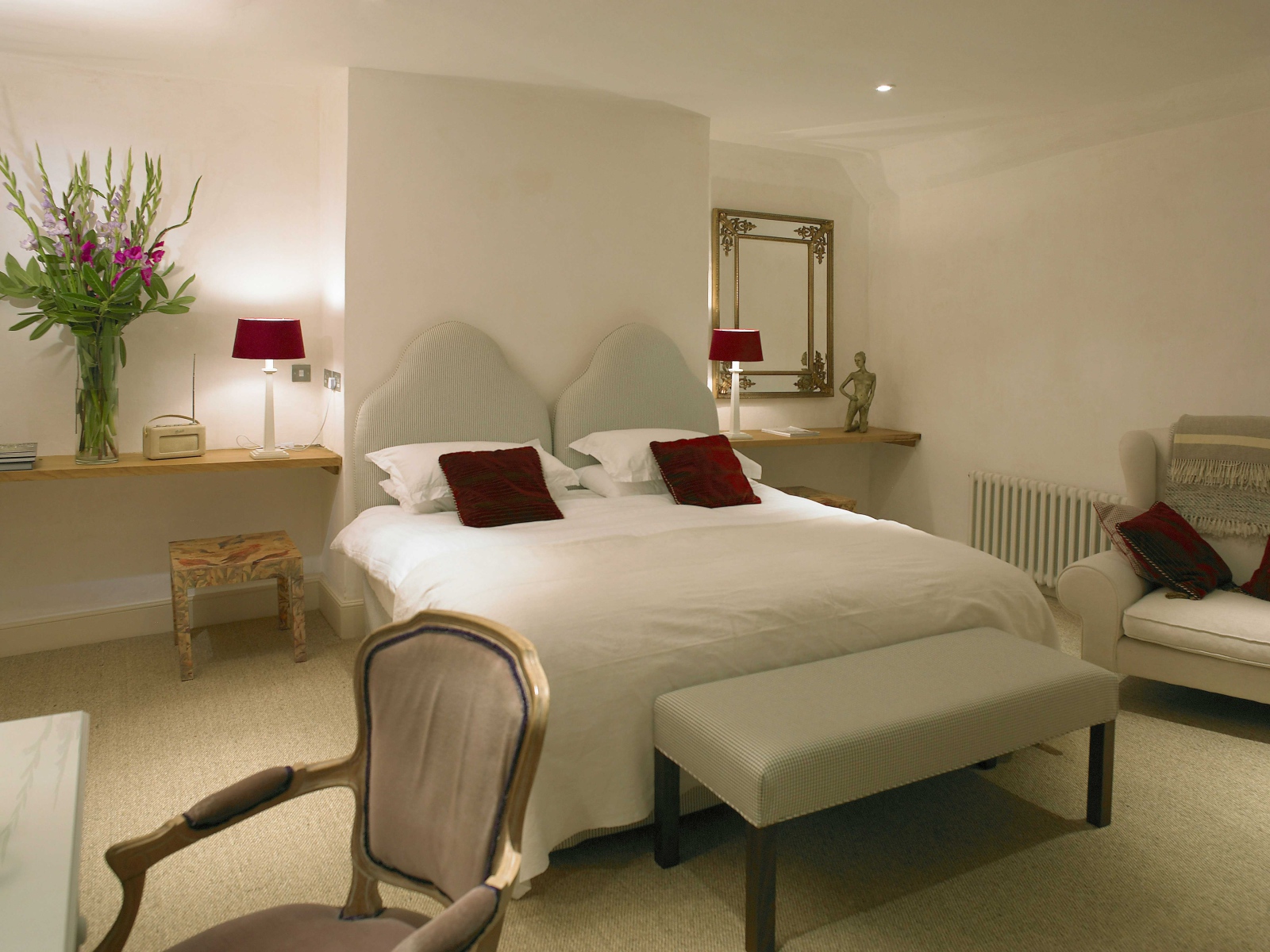 Романтический дизайн спальни