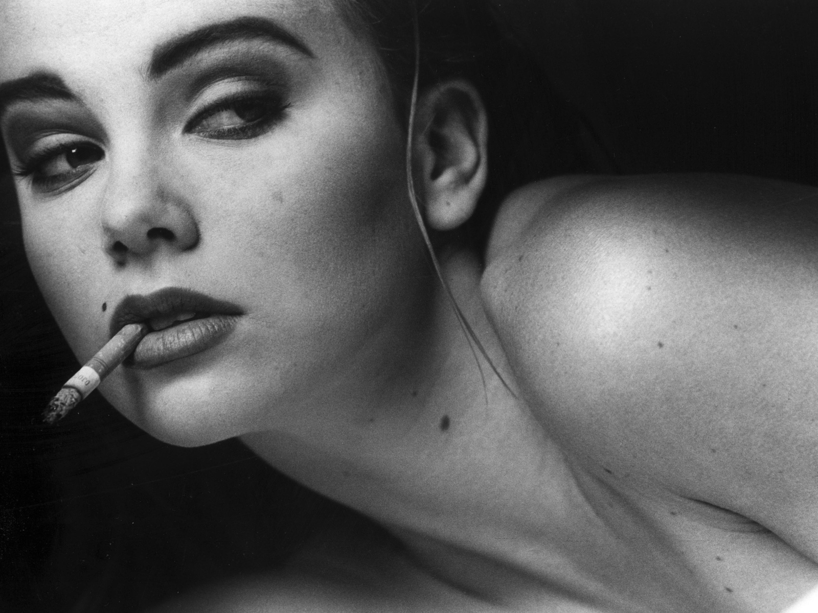 Саша Грей в постели