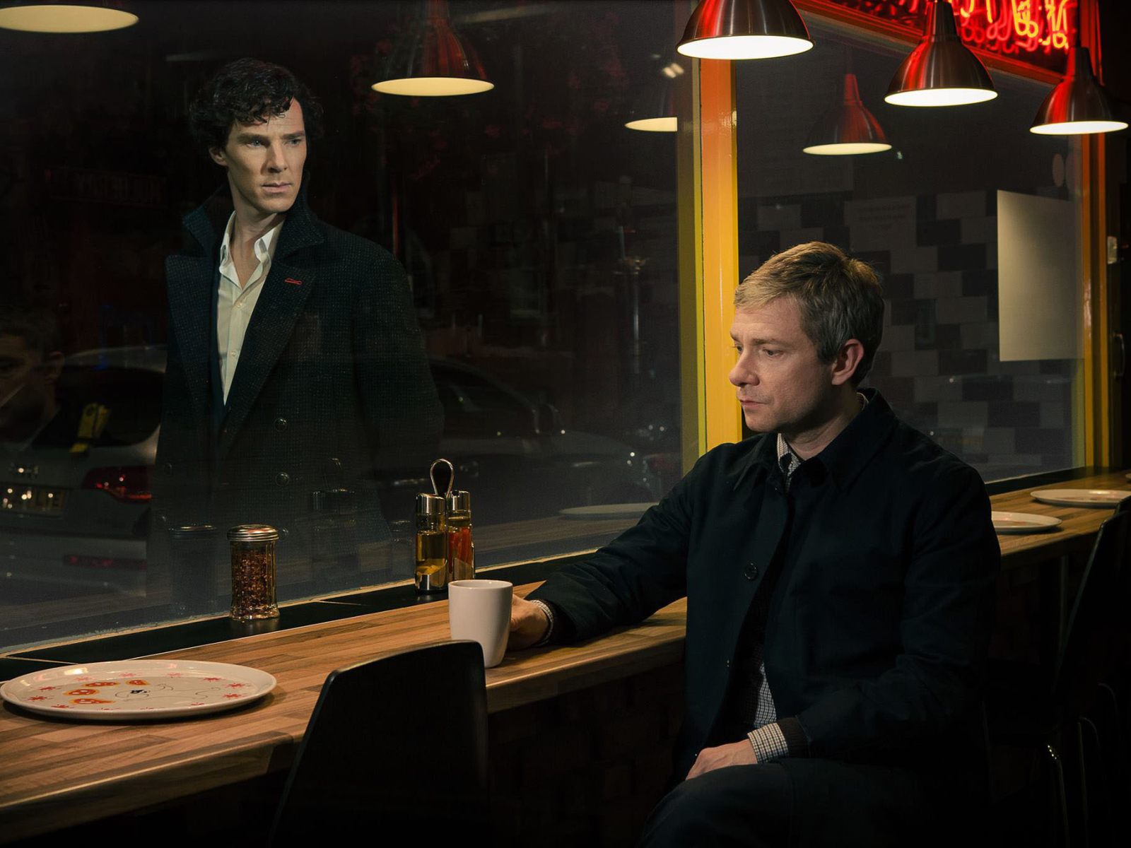 Шерлок у бара