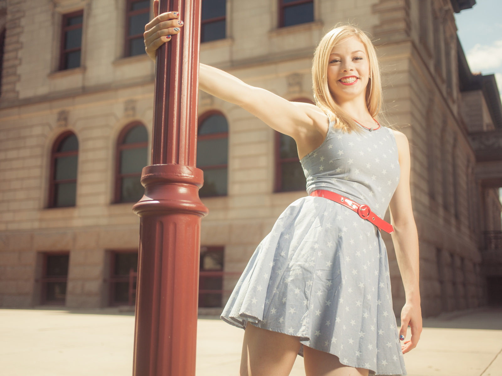 Обладательница бронзовой медали в дисциплине фигурное катание на коньках Грейси Голд из США