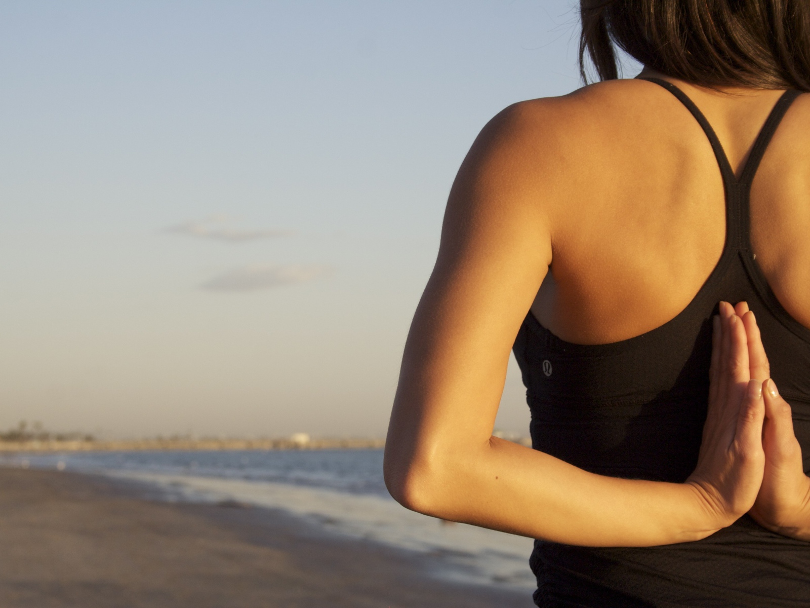 Йога на пляже