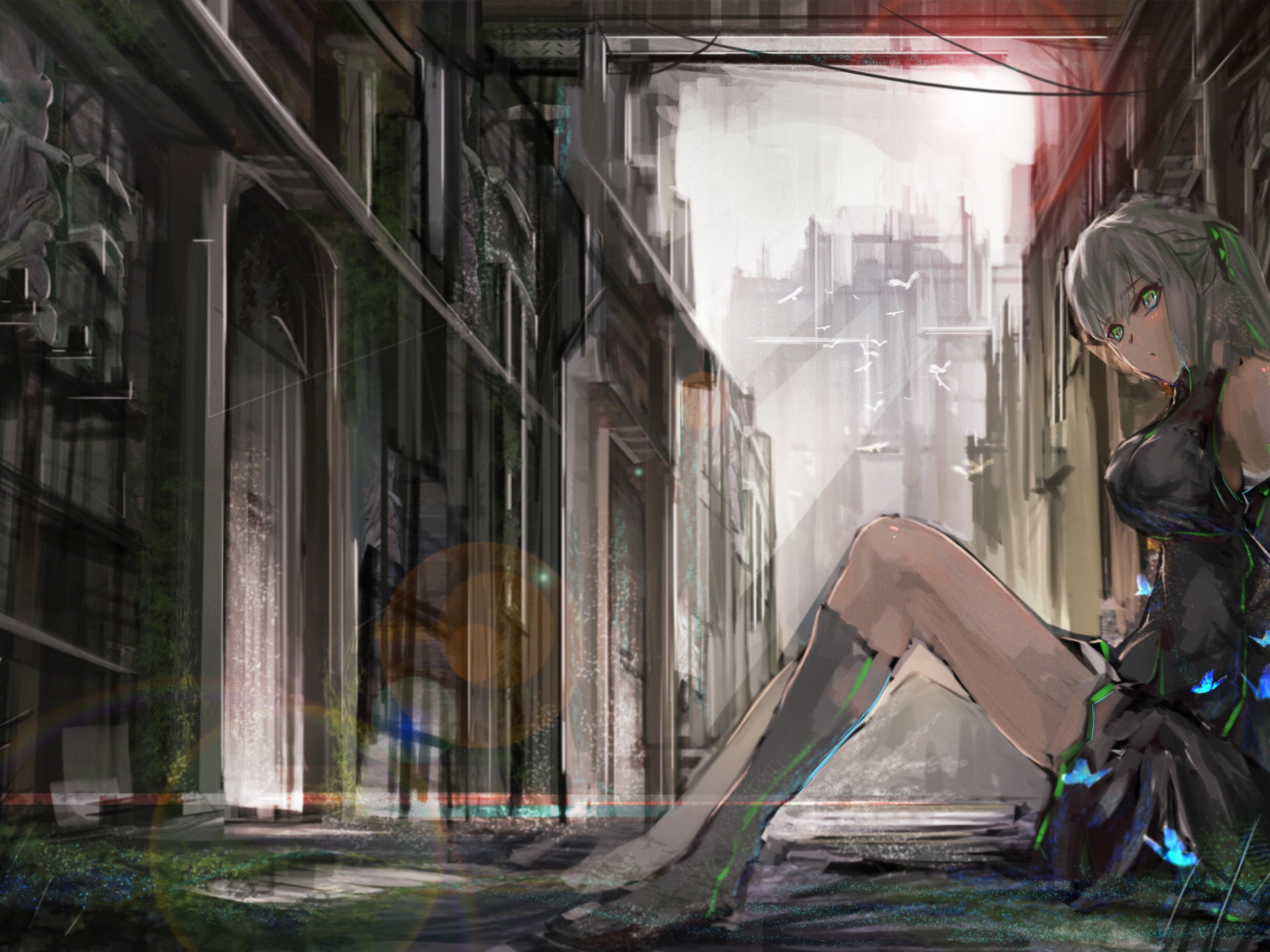 Зеленоглазый Вокалоид сидит у стены на улице