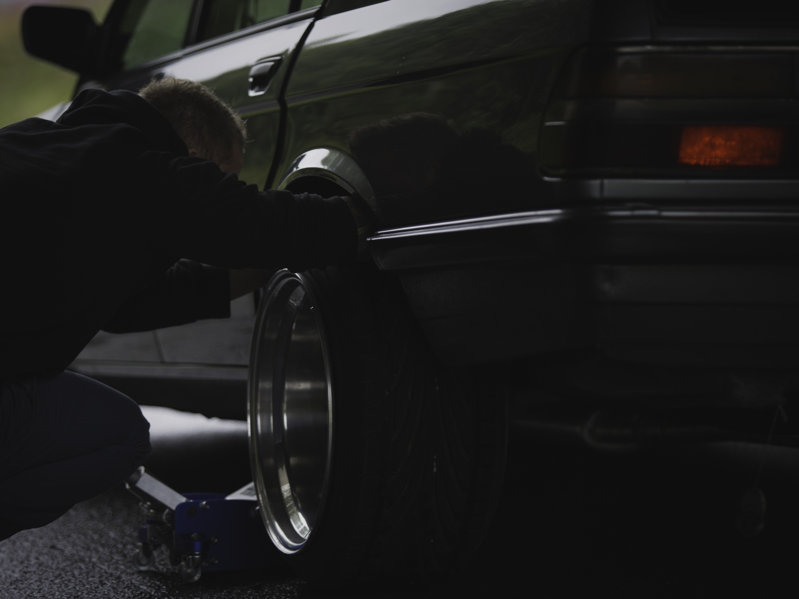 Замена колеса BMW E28