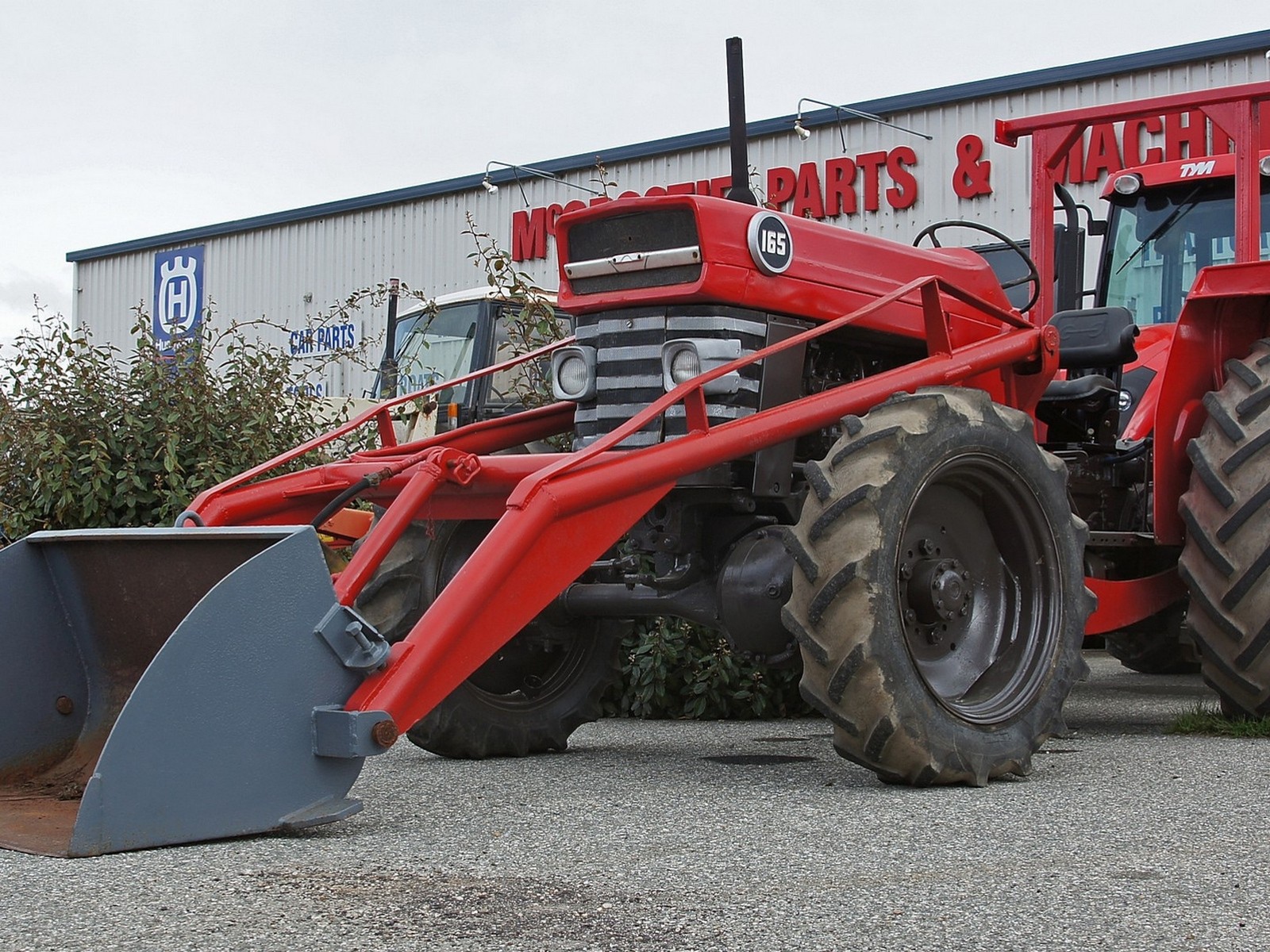 Трактор для земляных работ