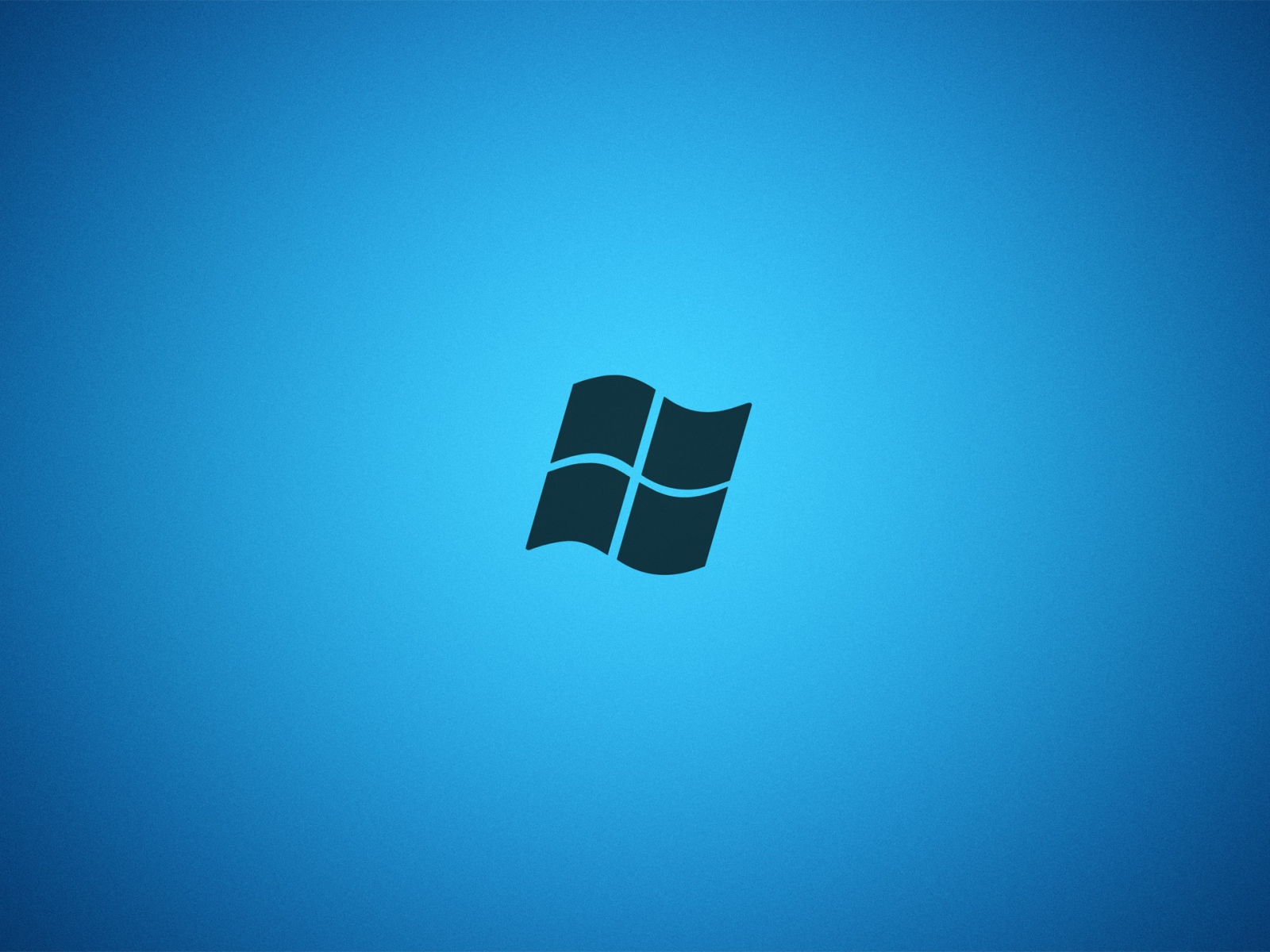 Серый логотип Майкрософт, голубой фон