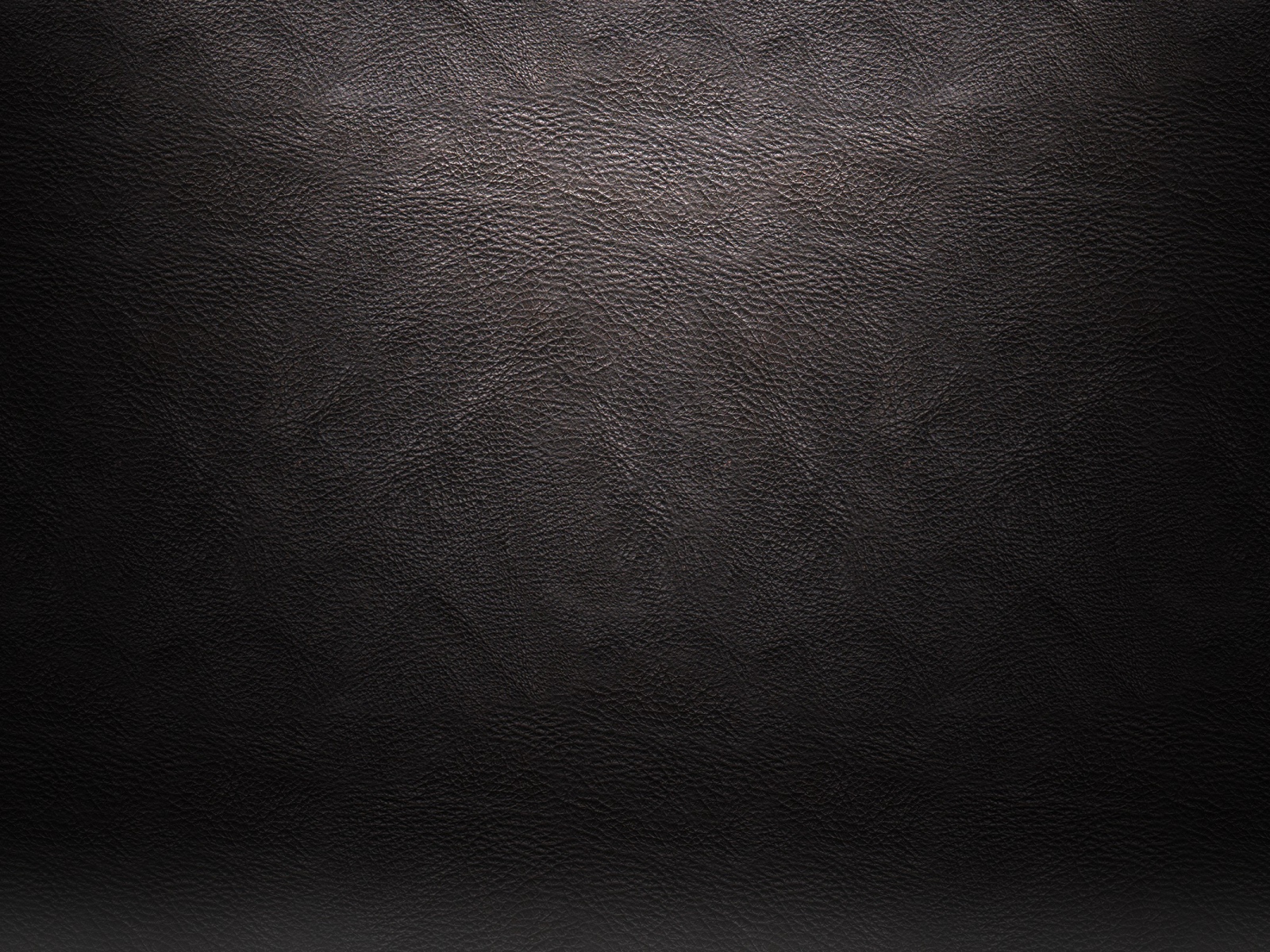 Кожа, черный фон