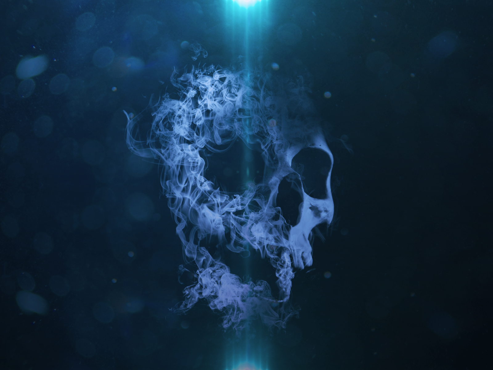 Череп из дыма, синий фон