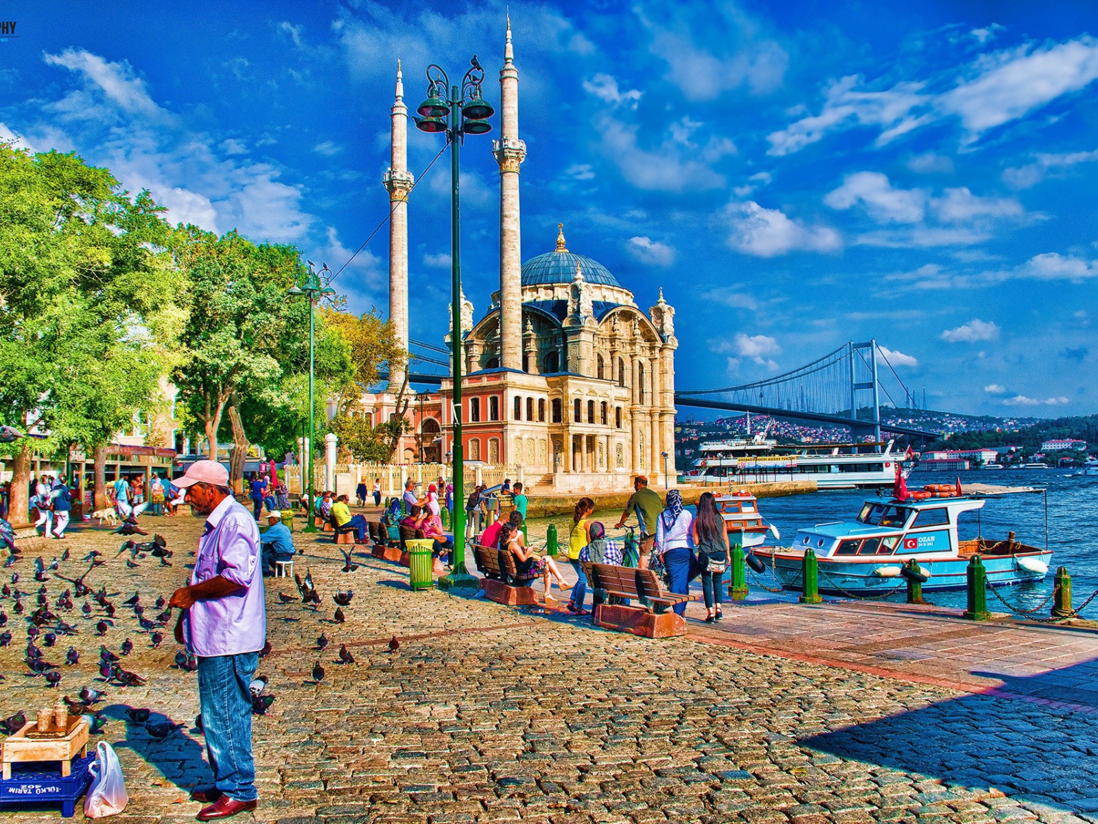 Набережная в Стамбуле, фото HDR