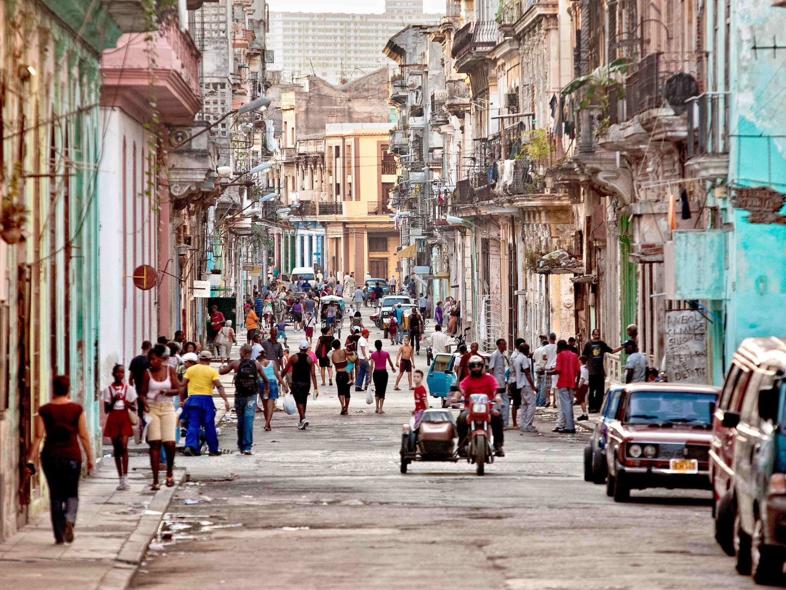Движение на улице в Гаване