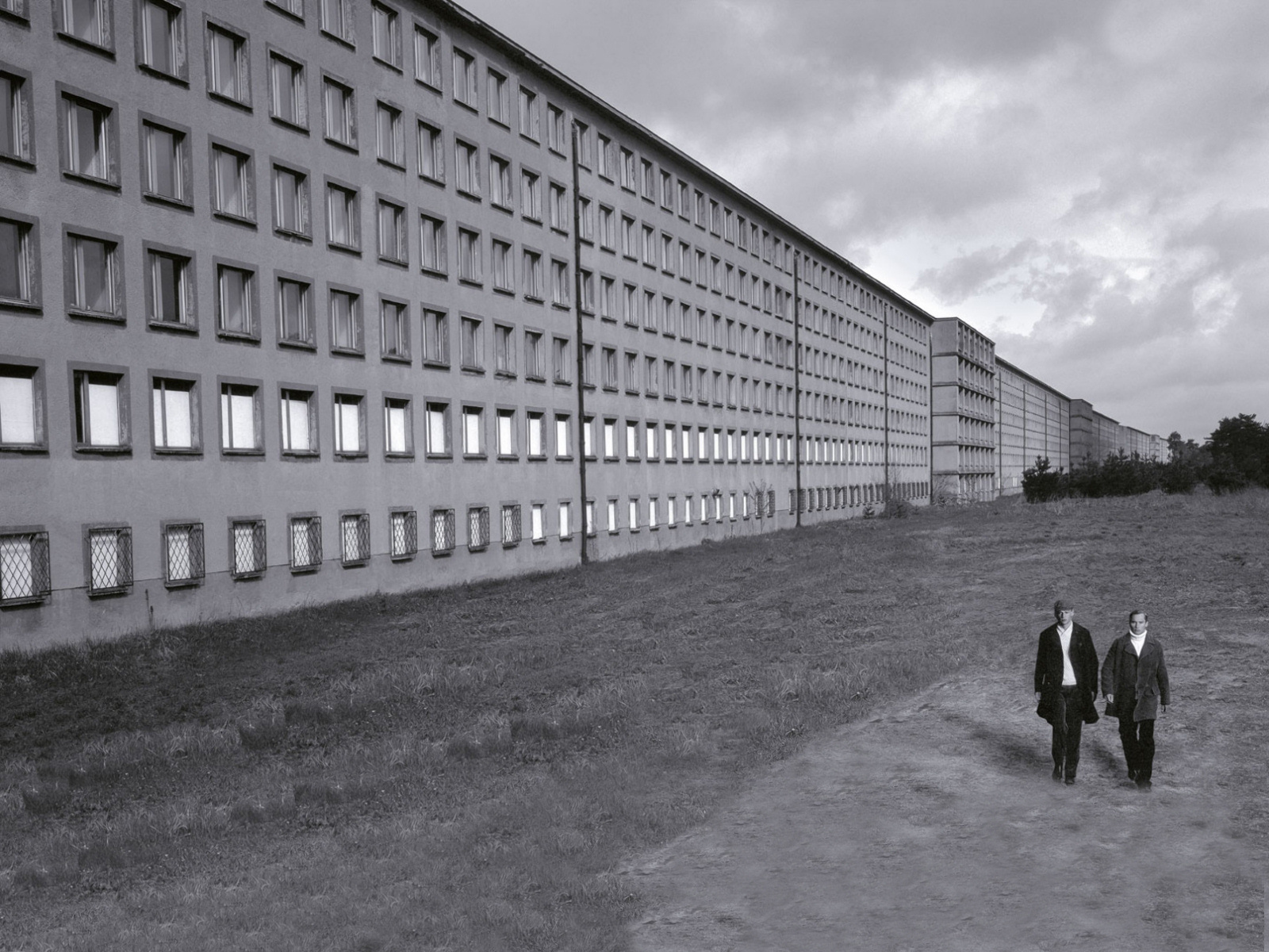 Очень длинный дом