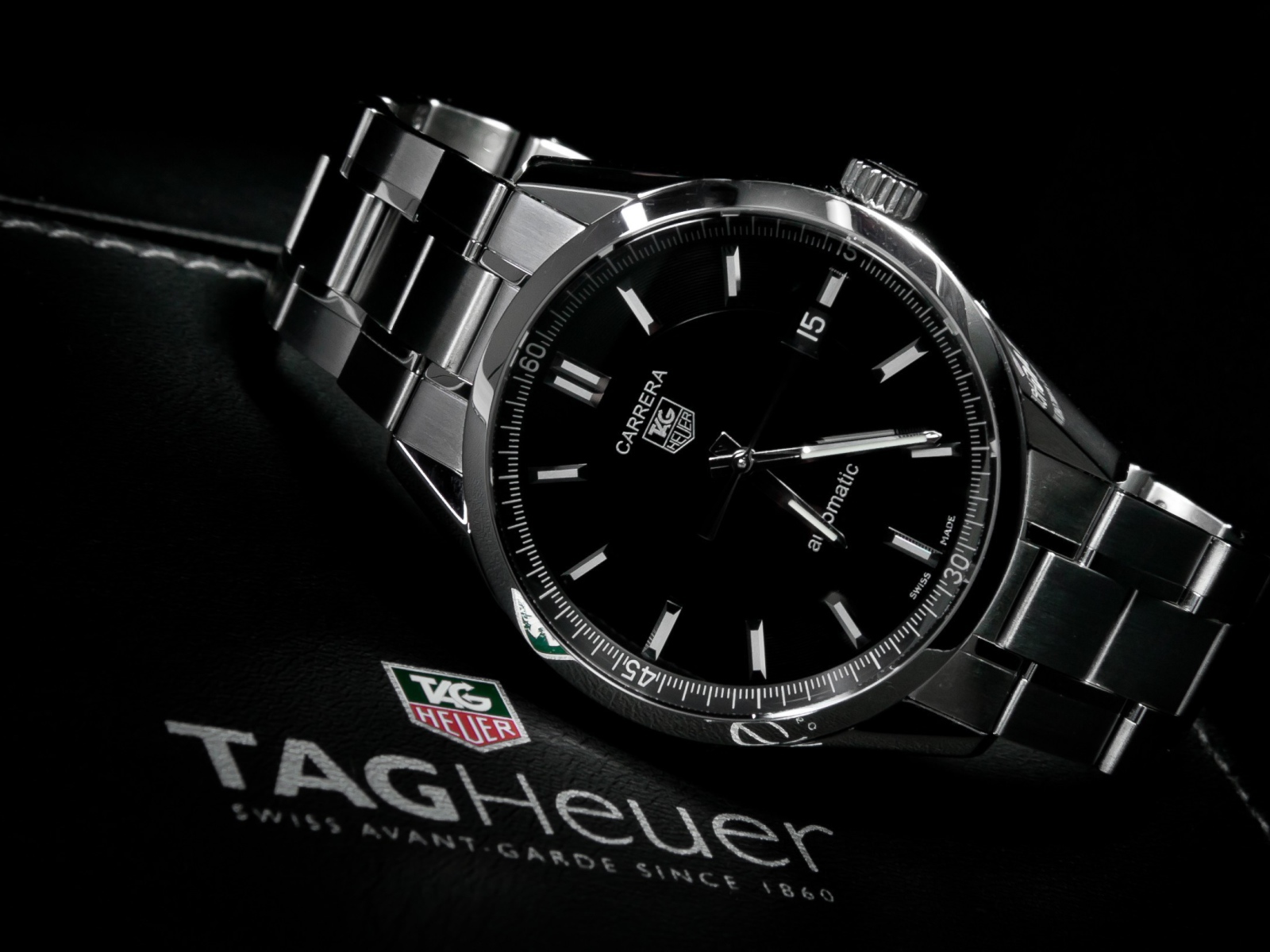 Черные люкс часы Карриера