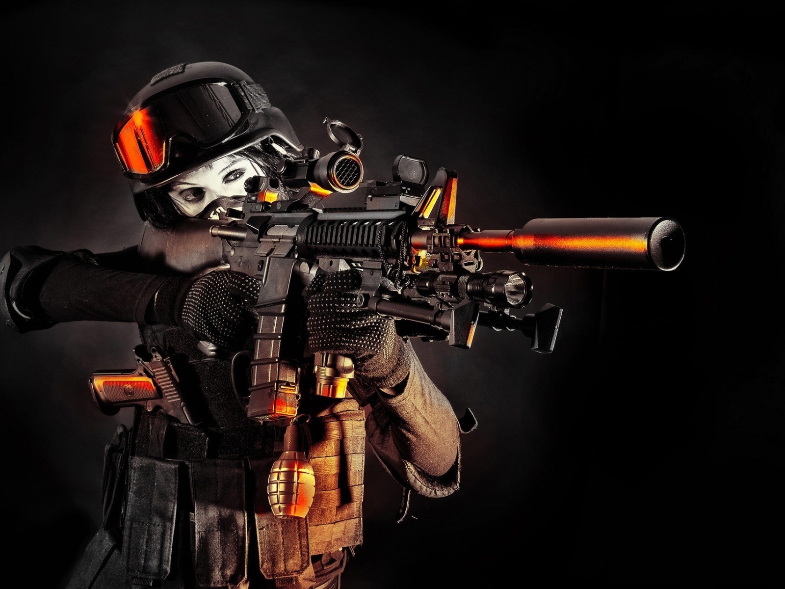 Солдат спецназа девушка